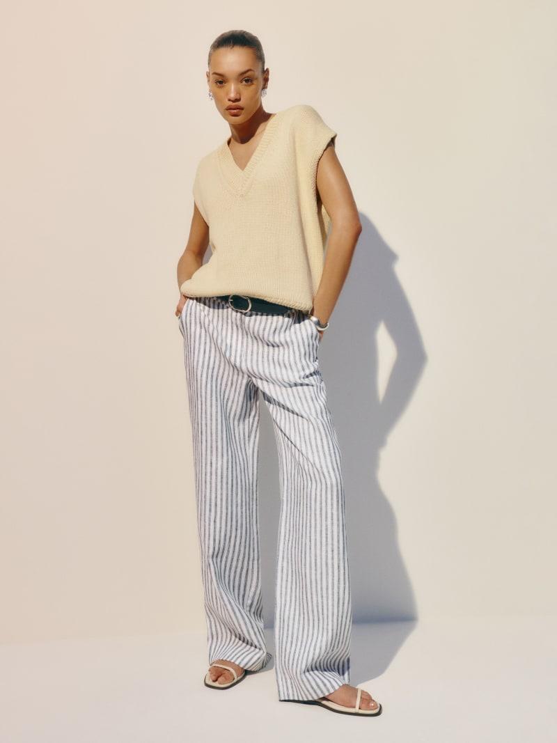 Petites Carter Linen Mid Rise Pant Product Image