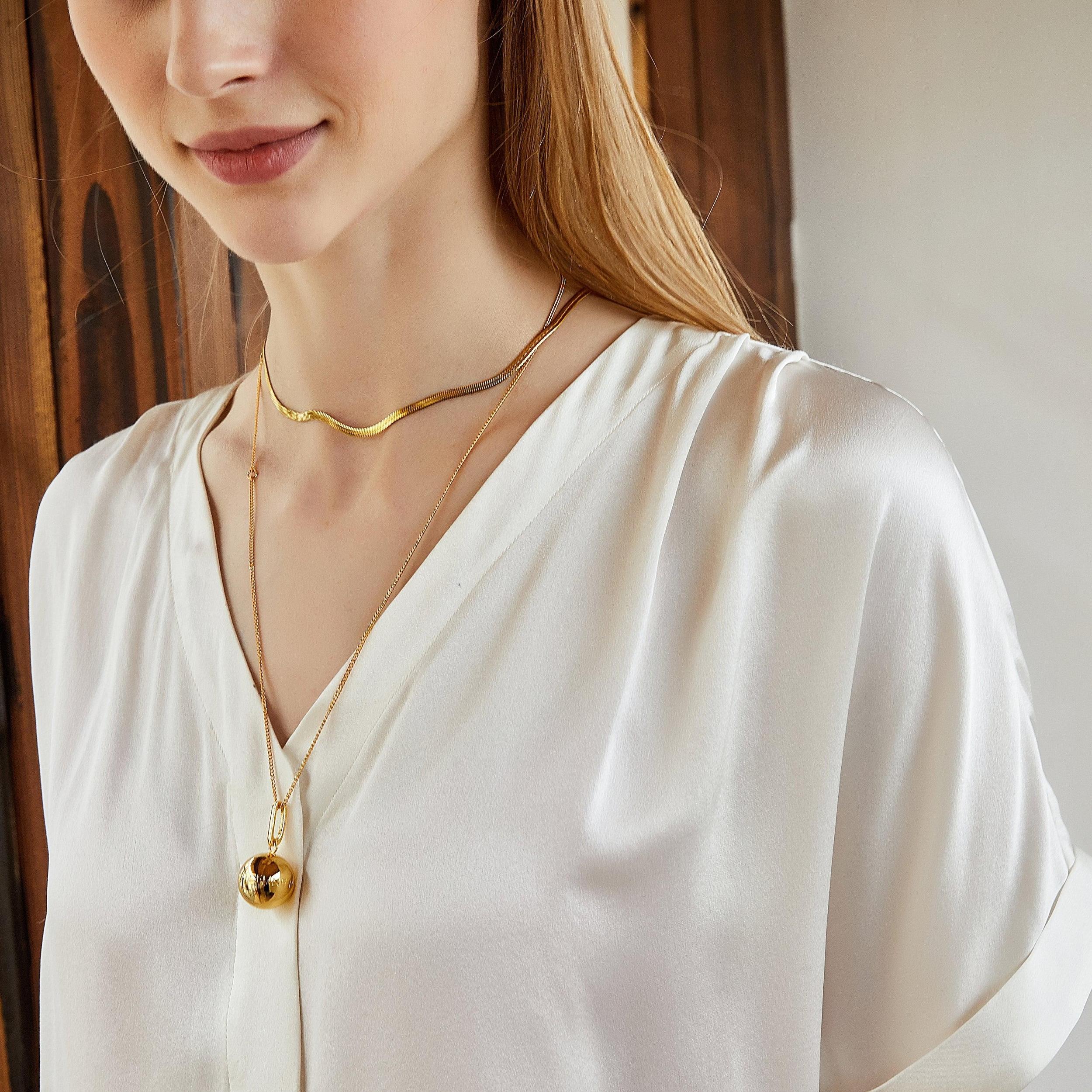 Pearl White Pure Mulberry Silk Top and Shorts Set | Soar Collection Product Image