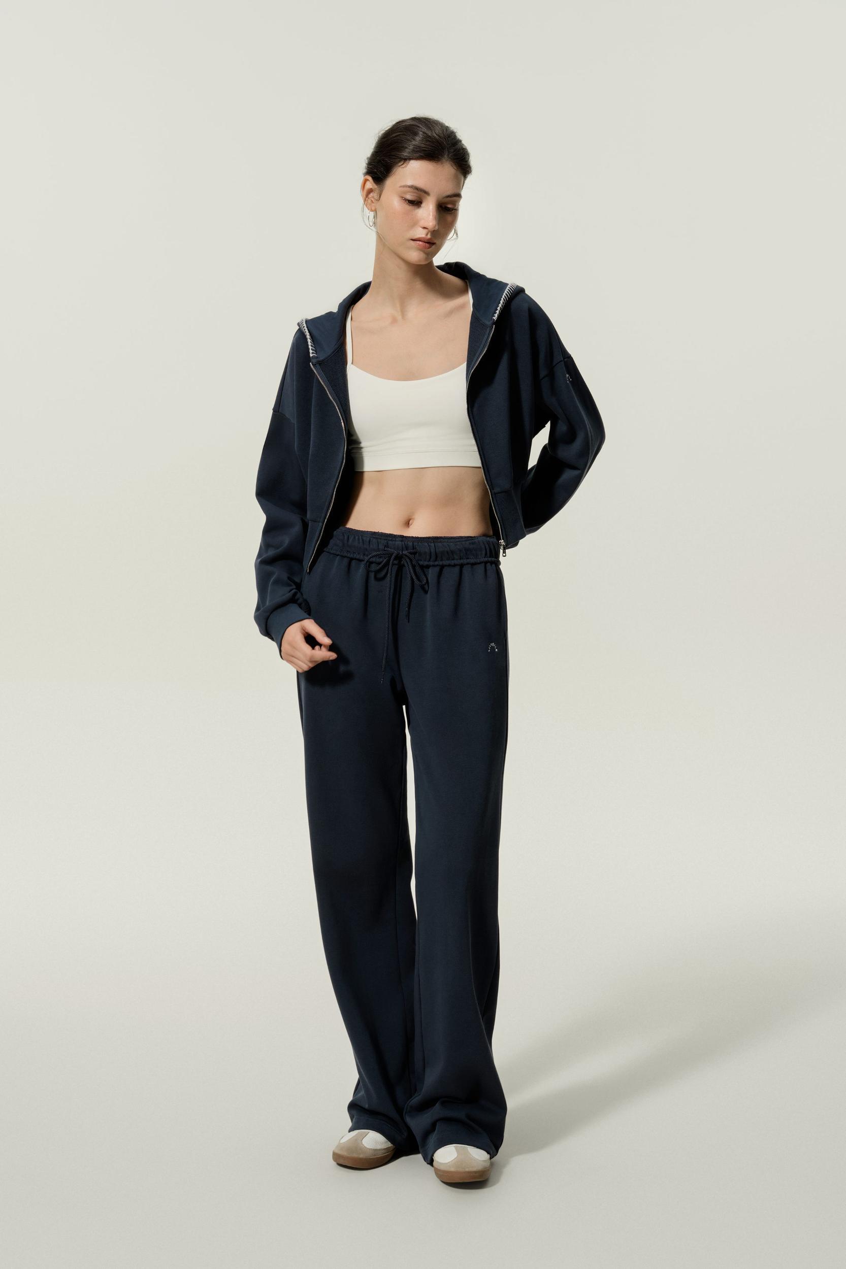 Seamflow Stride Sweatpants Product Image