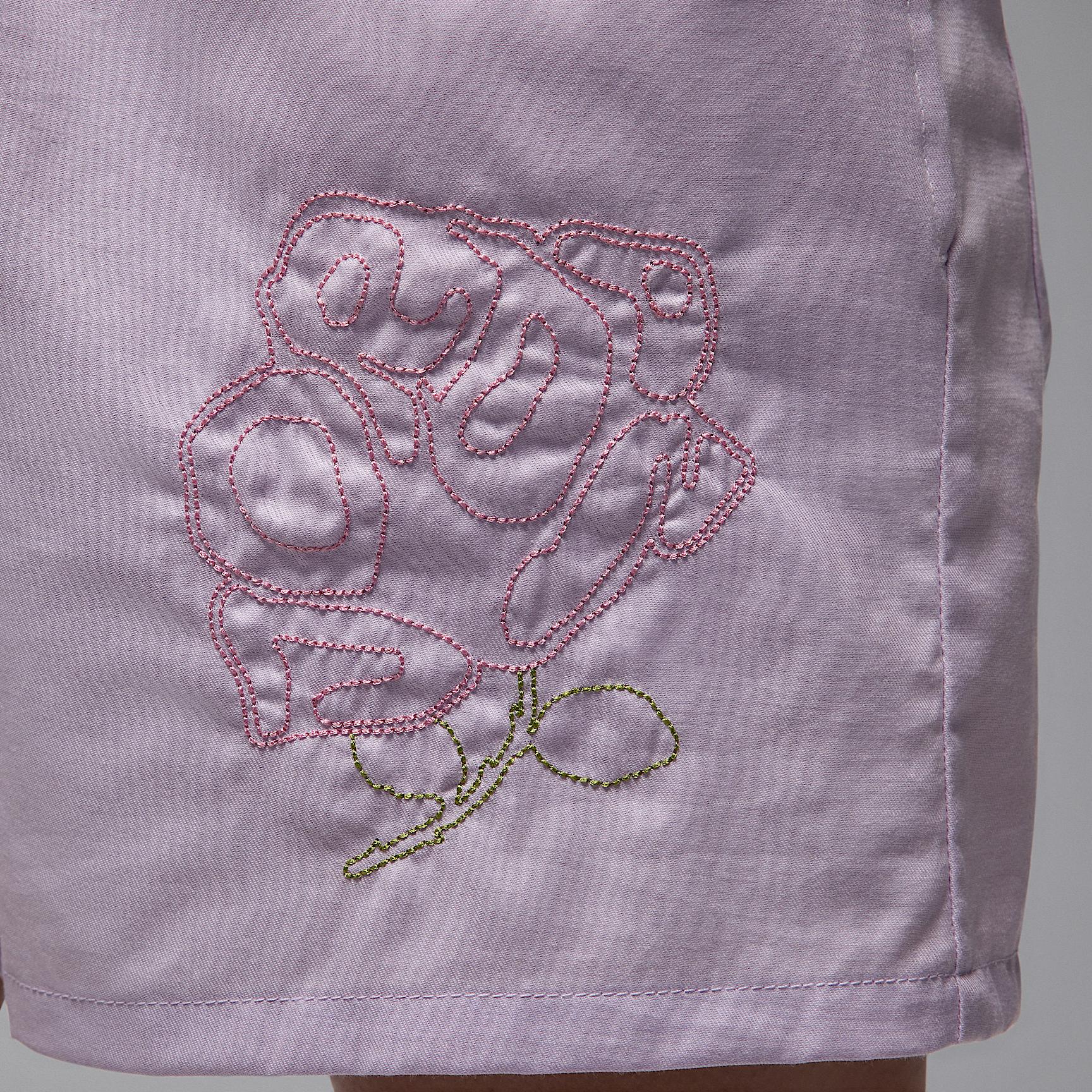 Women's Jordan Woven Shorts Product Image