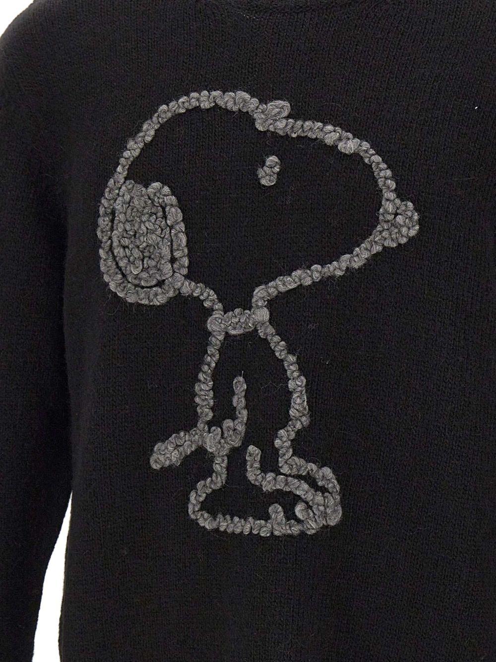 Snoopy-embroidered crew-neck sweater Product Image