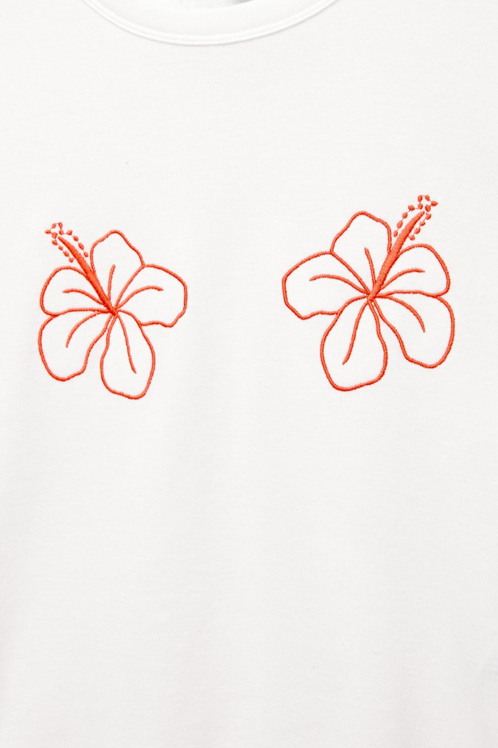 Hibiscus flower print T-shirt Product Image