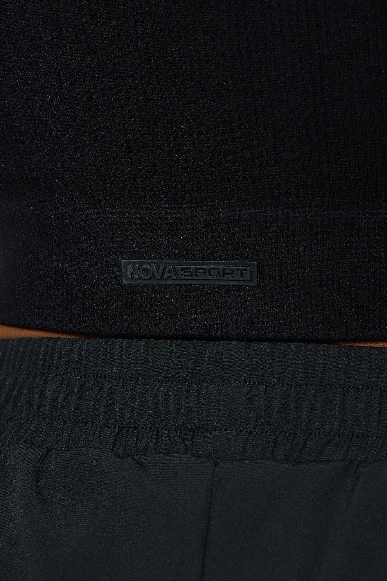 Clubhouse Charm Effortless Seamless Active Top - Black Product Image