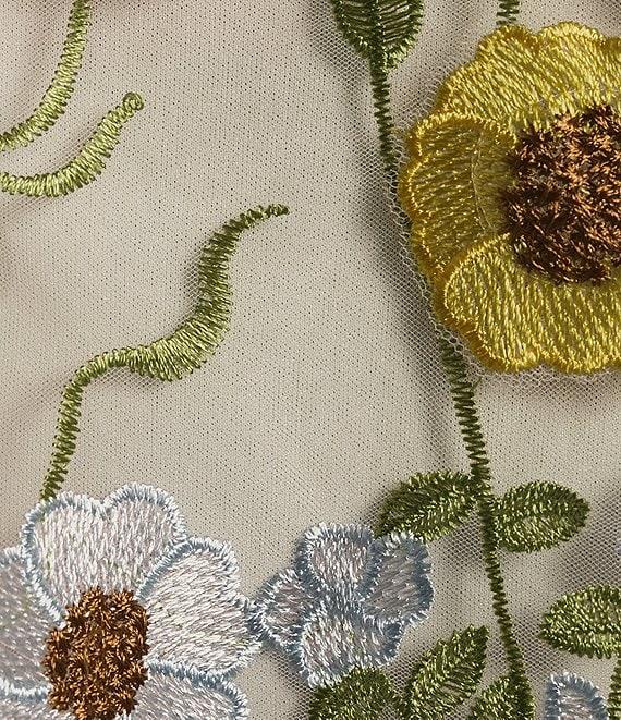 Evolutionary Coordinating 3D Floral Print Short Sleeve Top Product Image