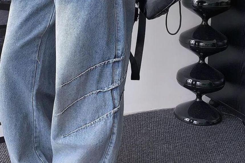 Low-Waist Wide-Leg Jeans Product Image