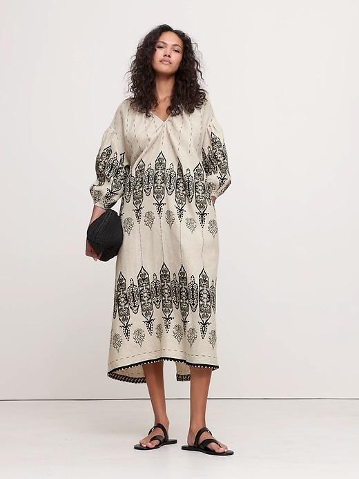 Linen V-Neck Maxi Dress Product Image