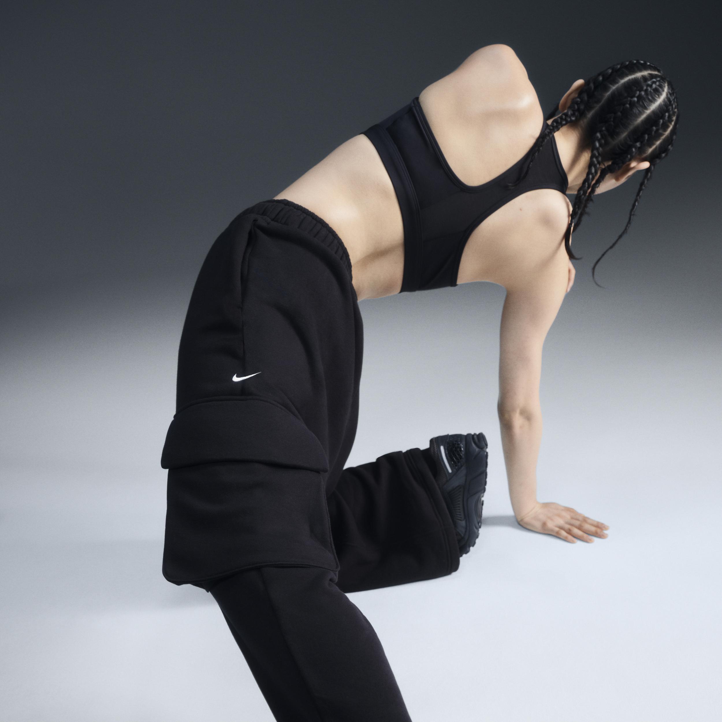 Women's Nike Sportswear Low-Rise Oversized French Terry Open-Hem Pants Product Image
