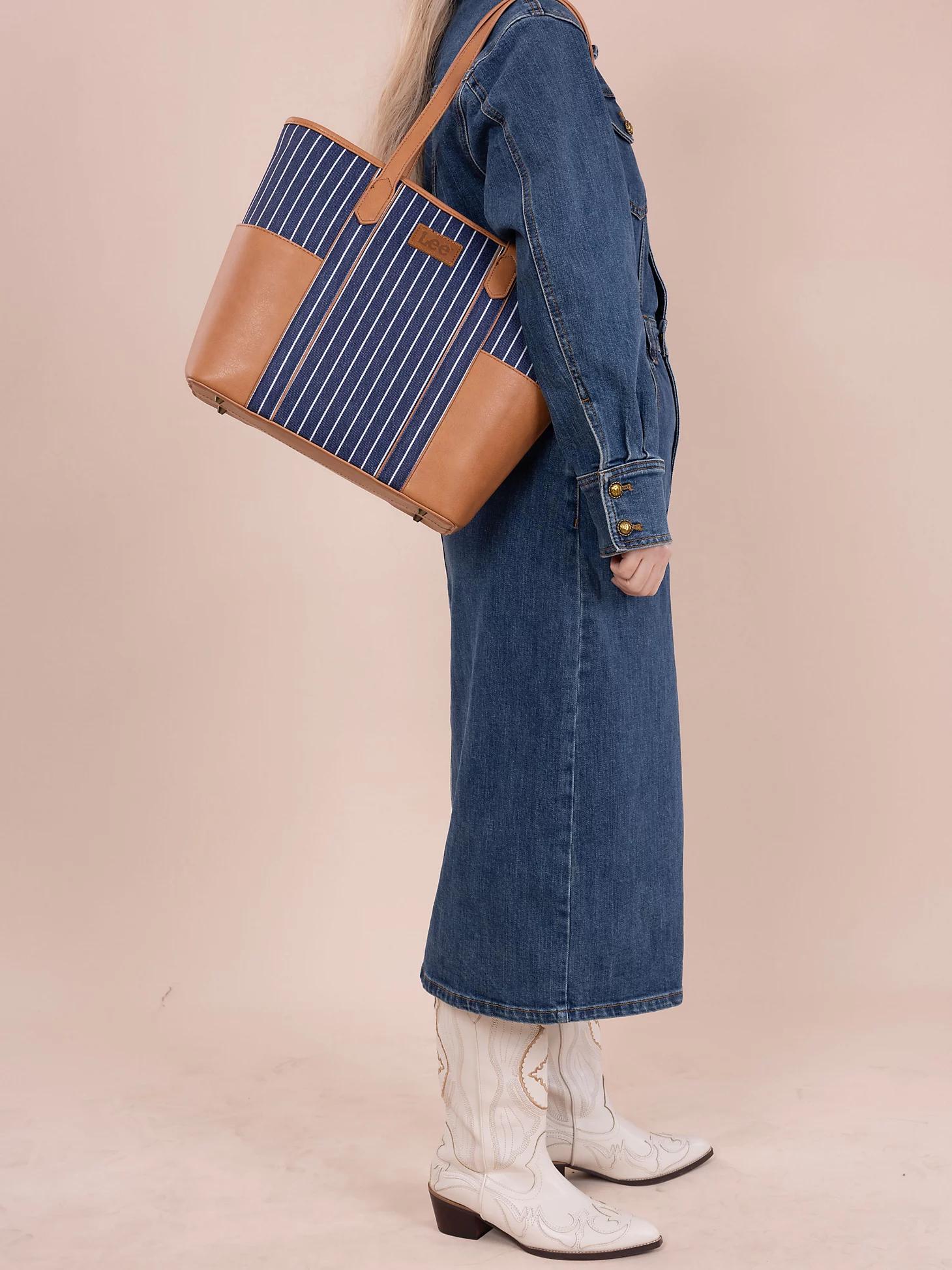 Women's Stripe Logo Tote With Side Pockets | Women's Luggage & Accessories | Lee® Product Image