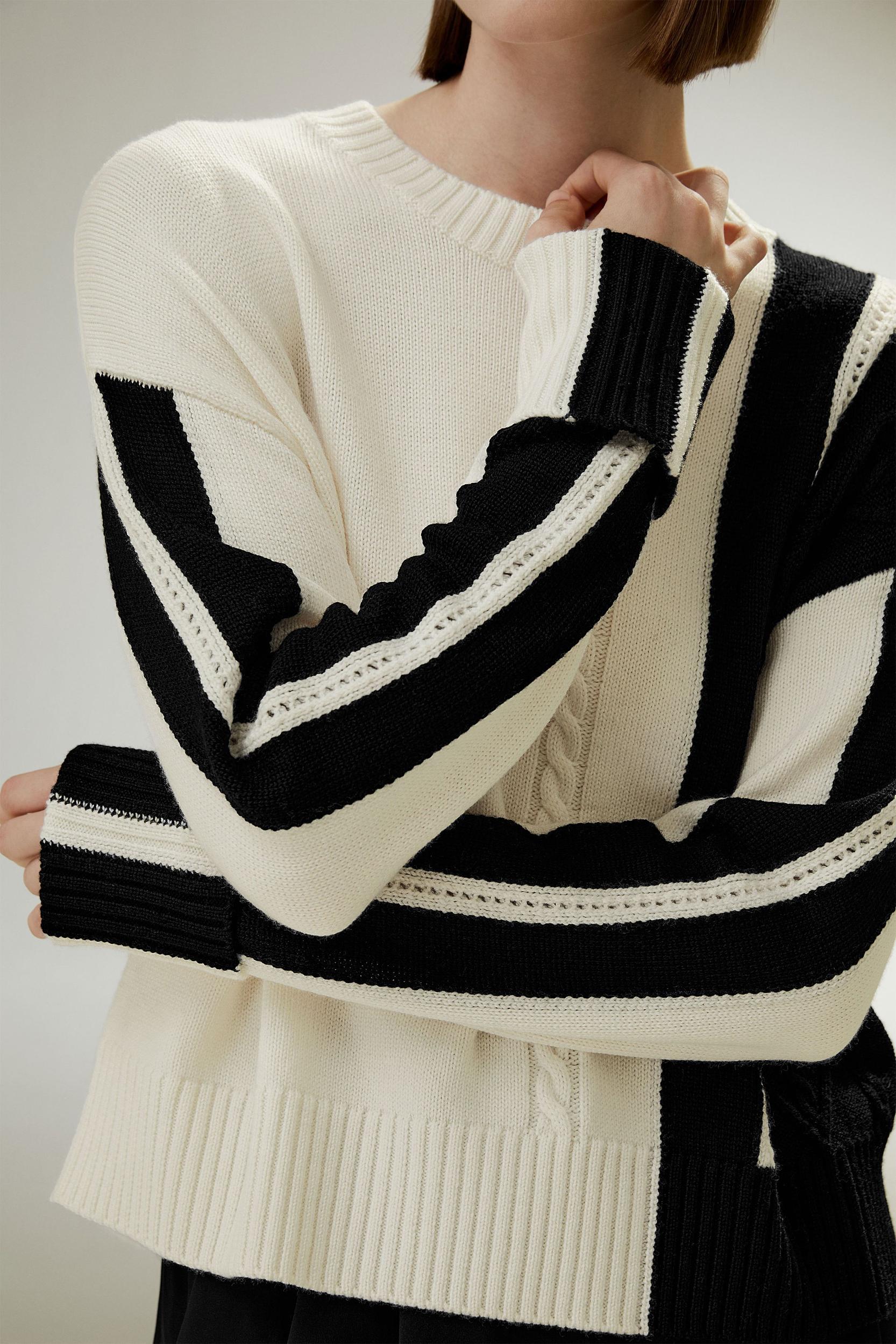 Bicolor Stripe Knit Wool Sweater Product Image