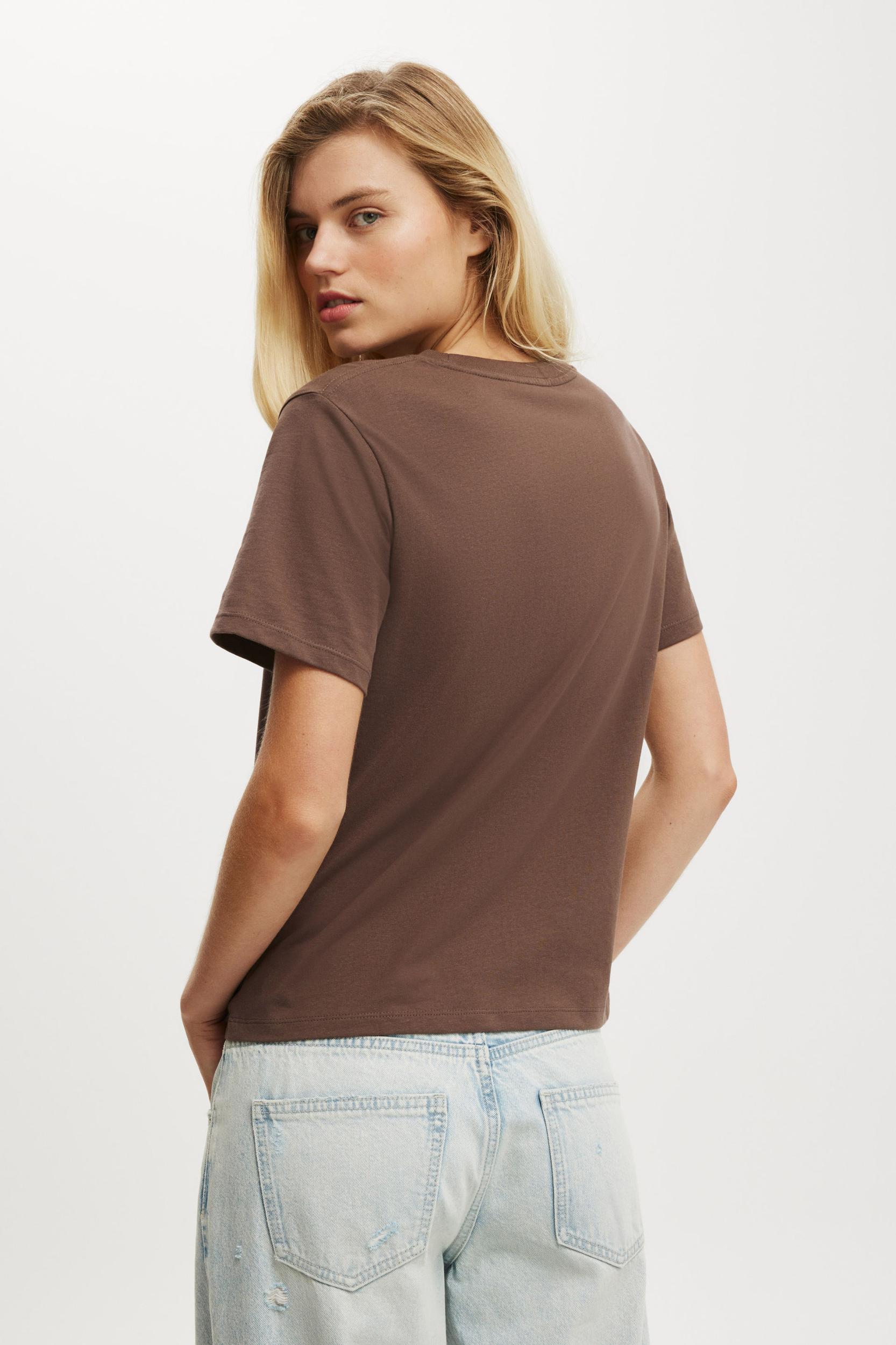 Easy Tee Product Image