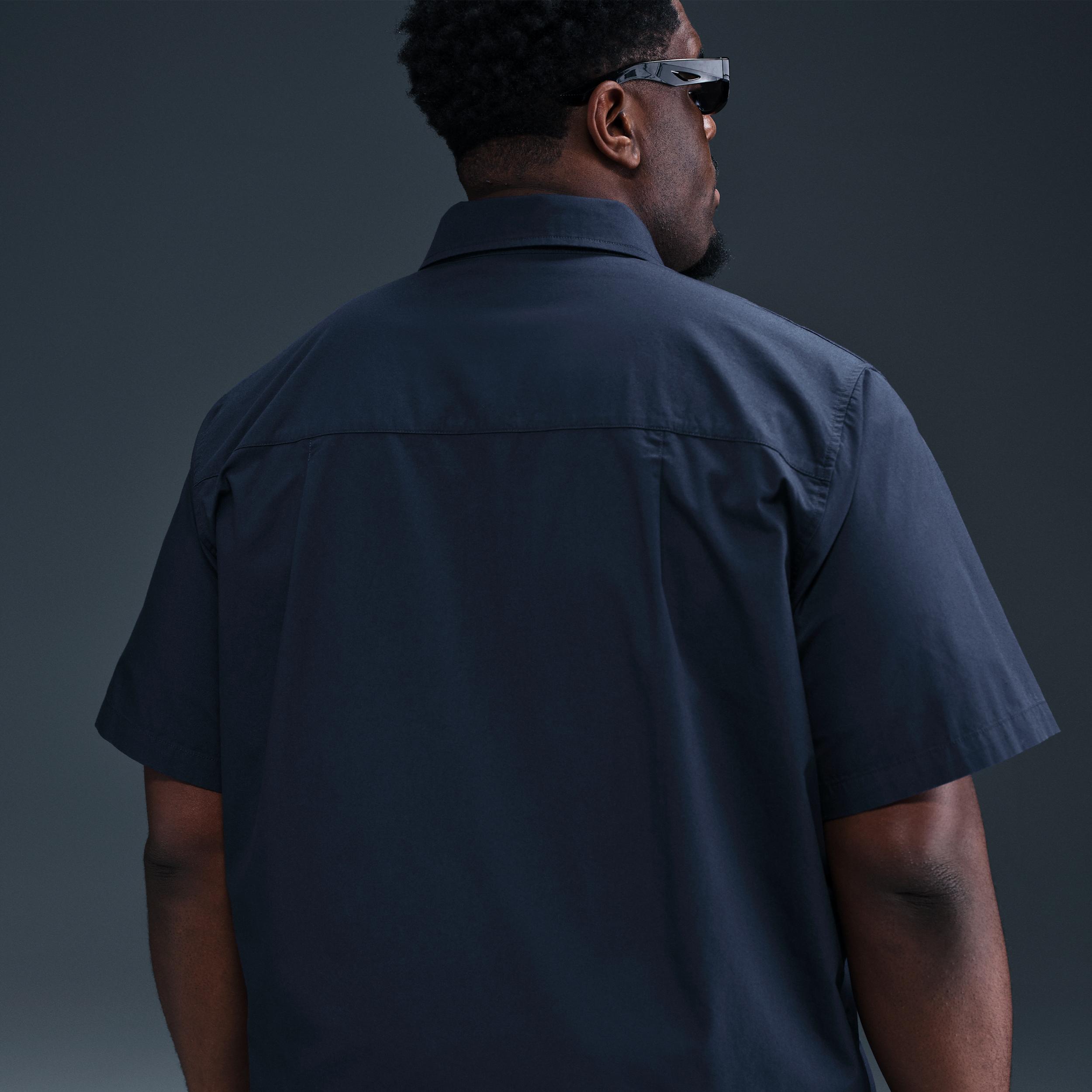 Nike Men's Club Short-Sleeve Button-Down Shirt Product Image
