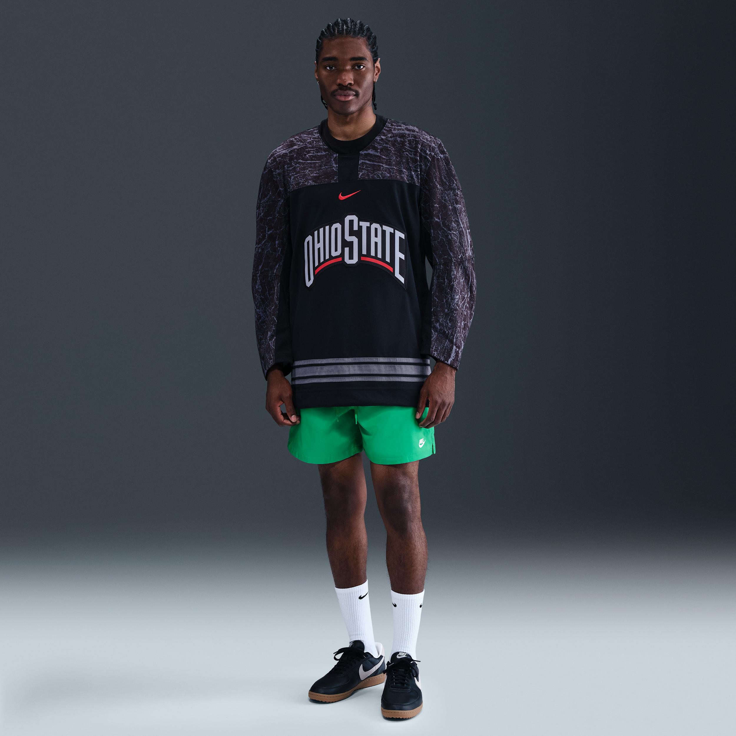 Nike Mens Club Woven Flow Shorts | FN3307-324 Product Image