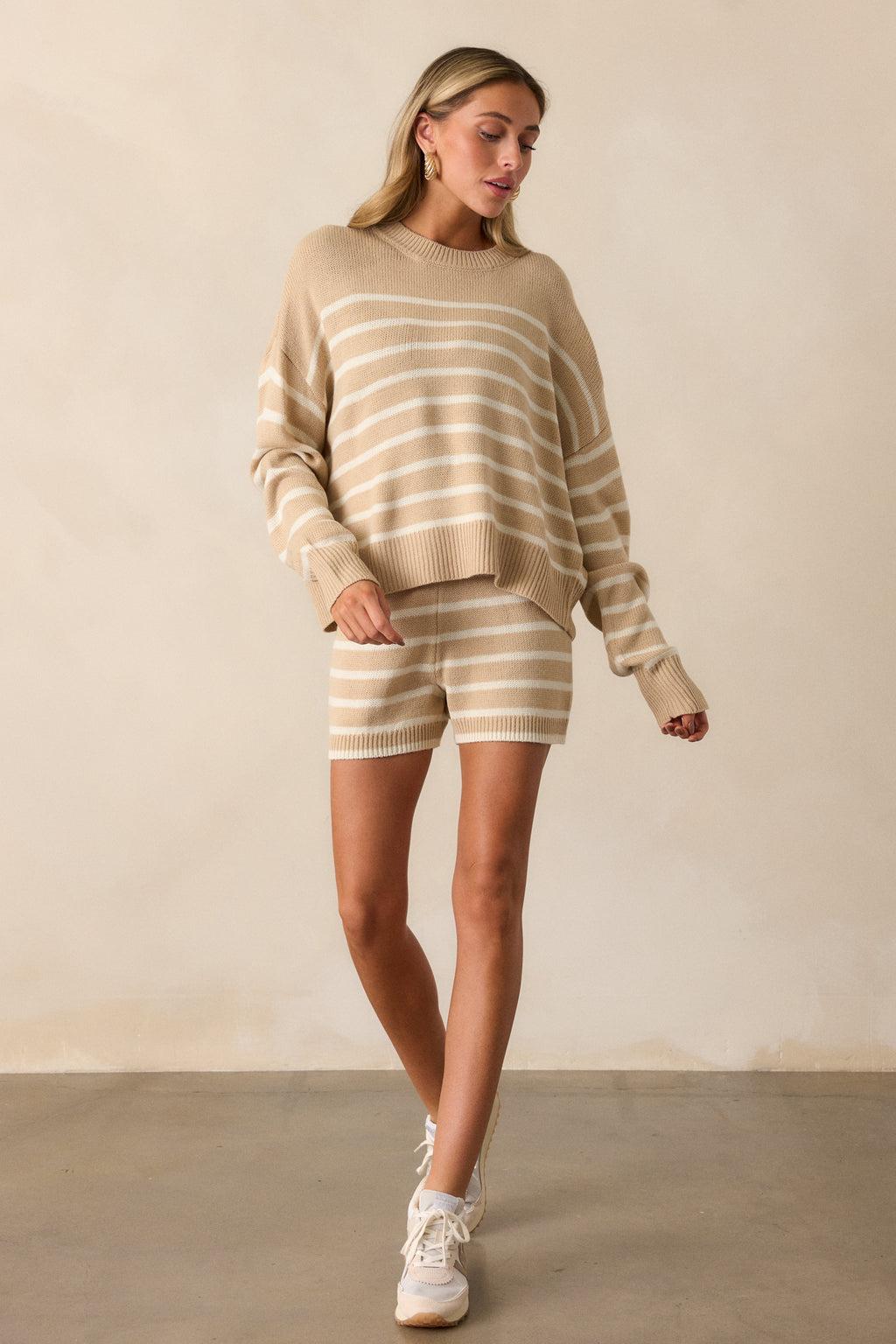 Espresso Dream Taupe And Ivory Stripe Knit Shorts Product Image