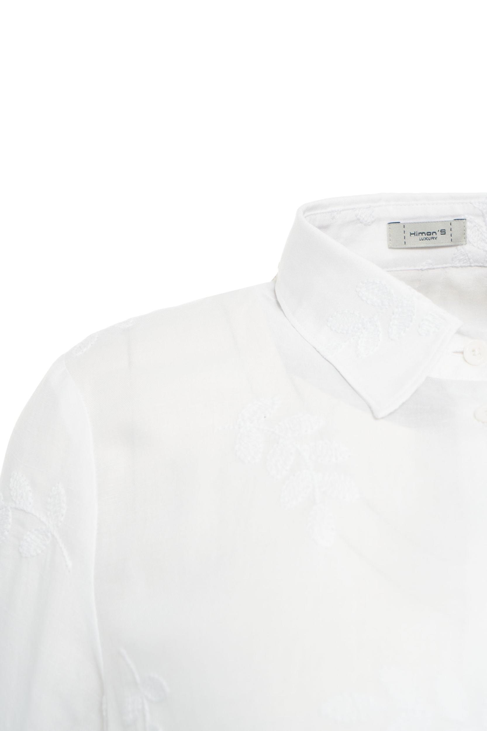 Blouse with embroideries Product Image