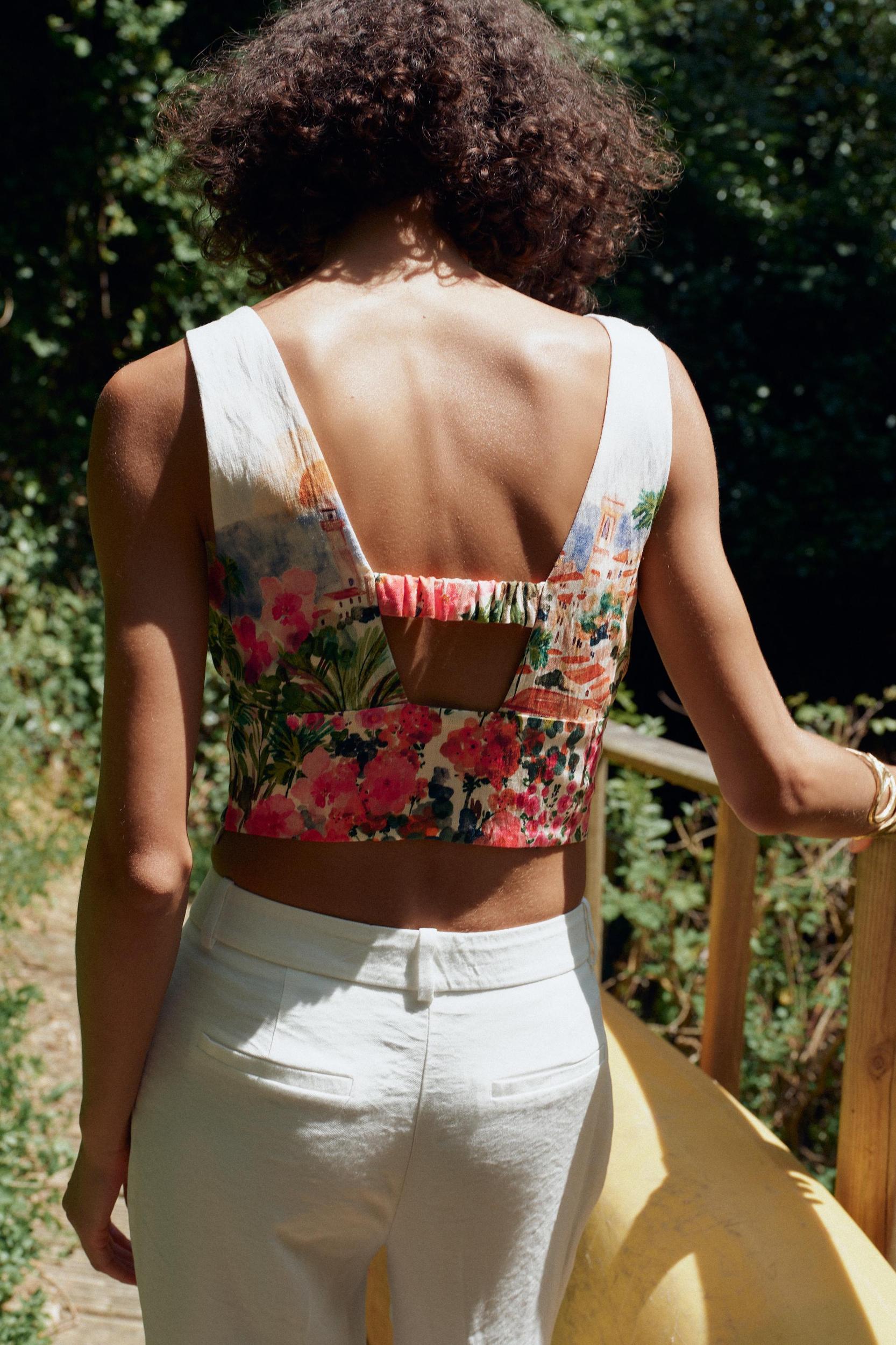 PRINTED KNOT TOP Product Image