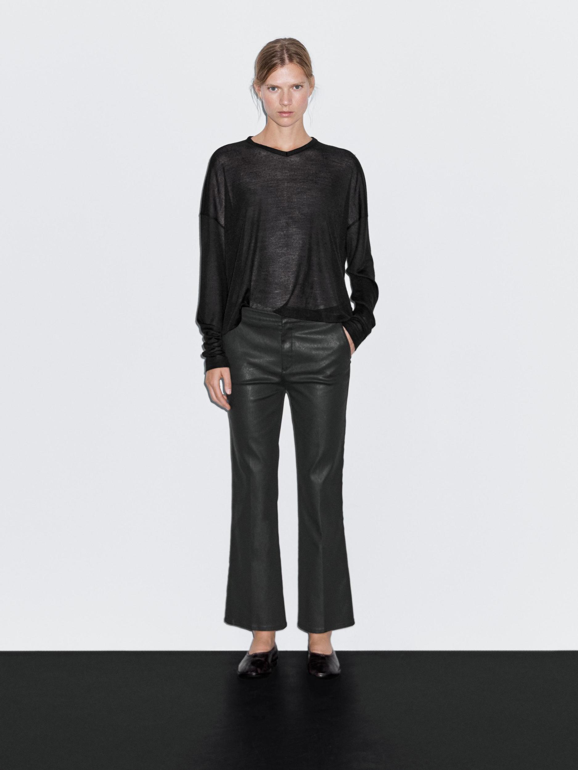 Flared cropped trousers Product Image