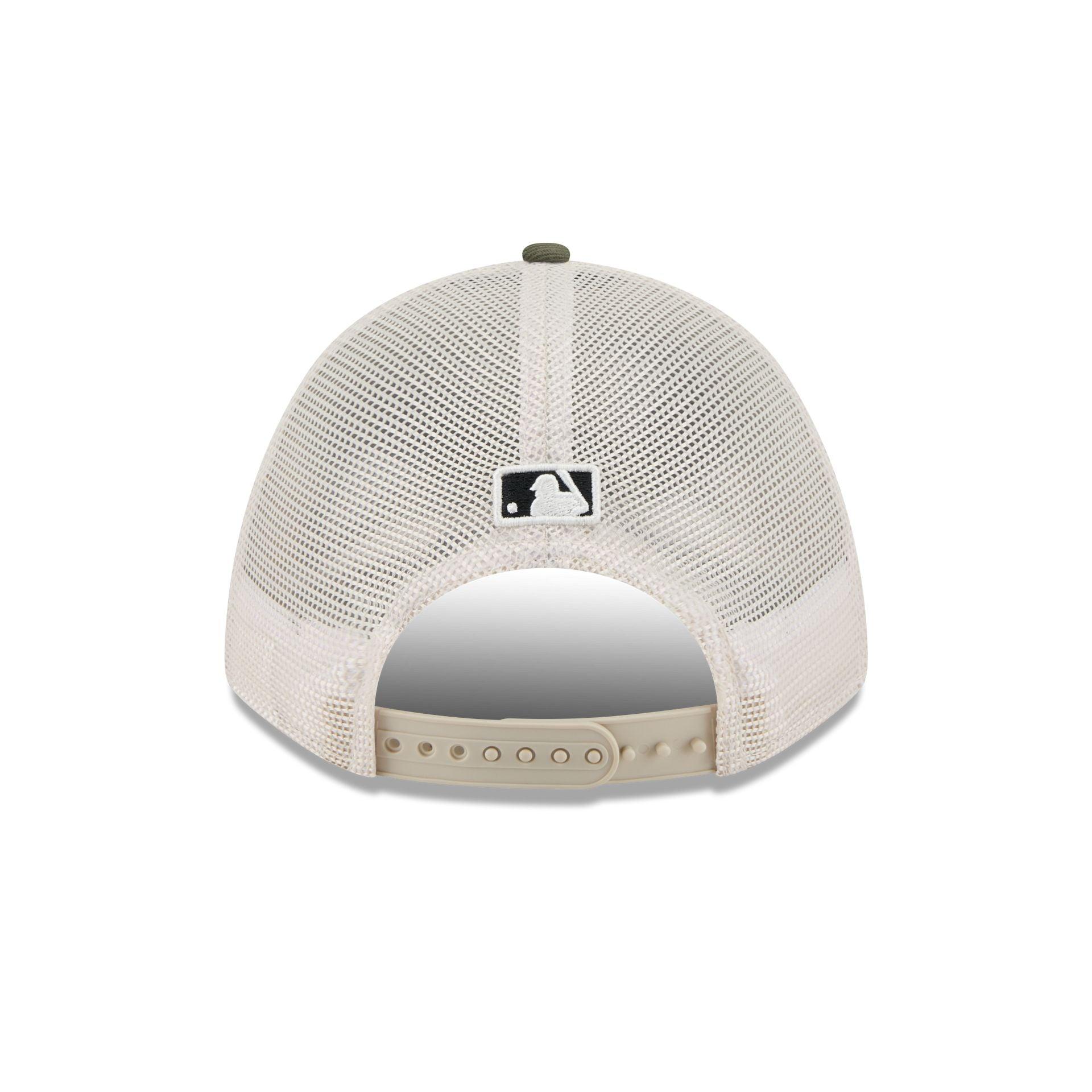 Los Angeles Dodgers Armed Forces Day 2025 9FORTY M-Crown A-Frame Trucker Hat Male Product Image