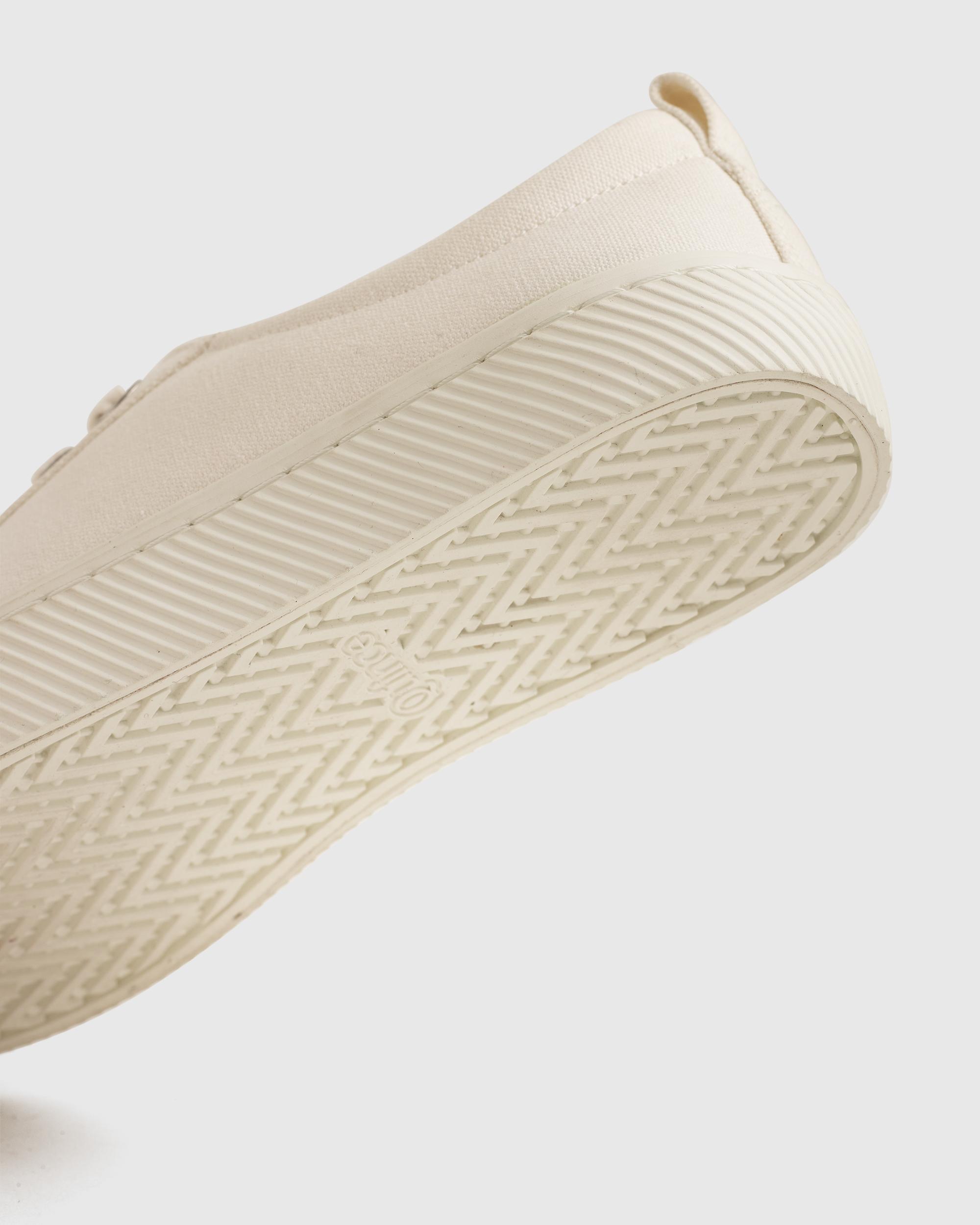 Quince | Men's Eco Cotton Canvas Everyday Sneaker Product Image