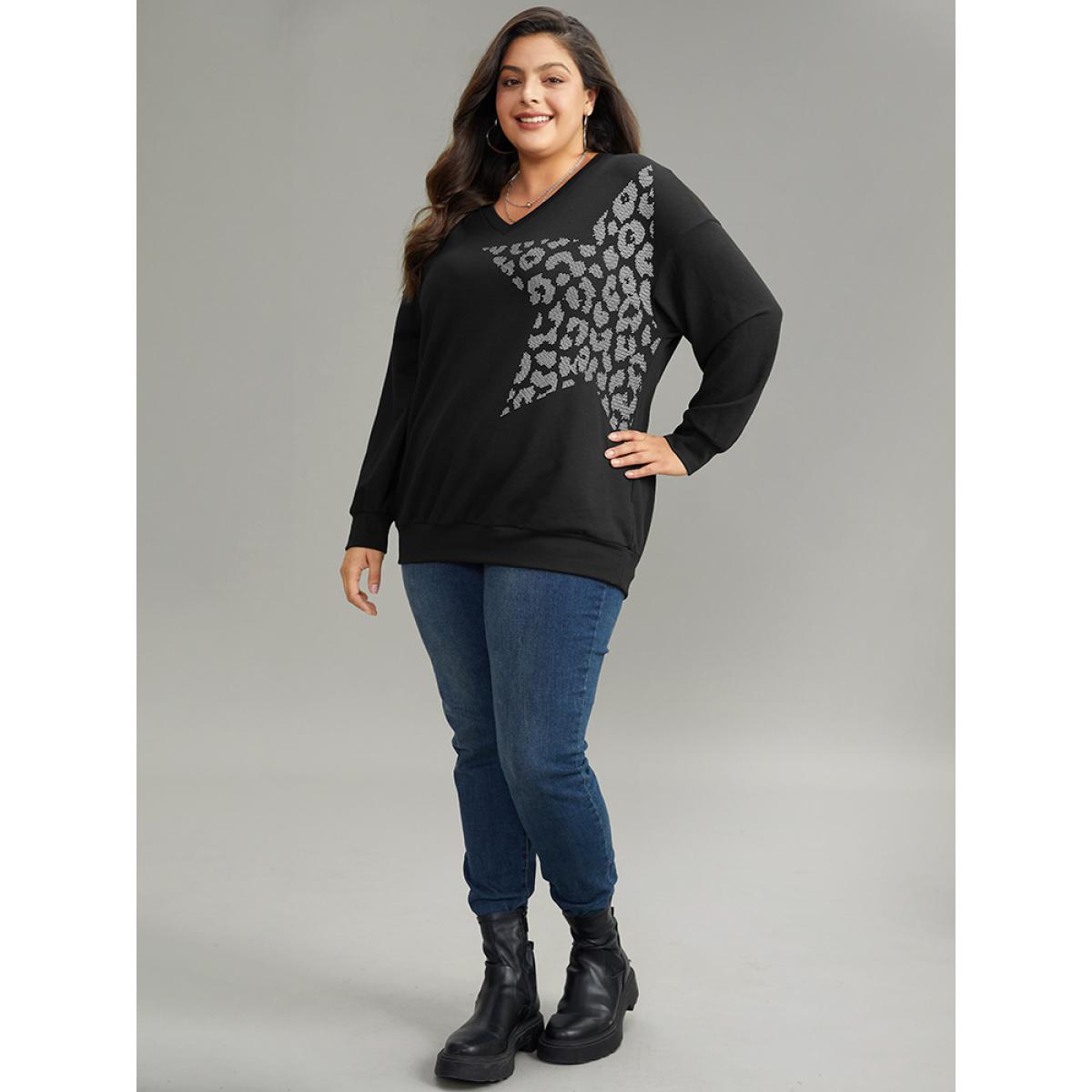 Plus Size Leopard & Star Print Round Neck Sweatshirt Women Black Casual Printed V-neck Dailywear Sweatshirts BloomChic 18-20/2X Product Image