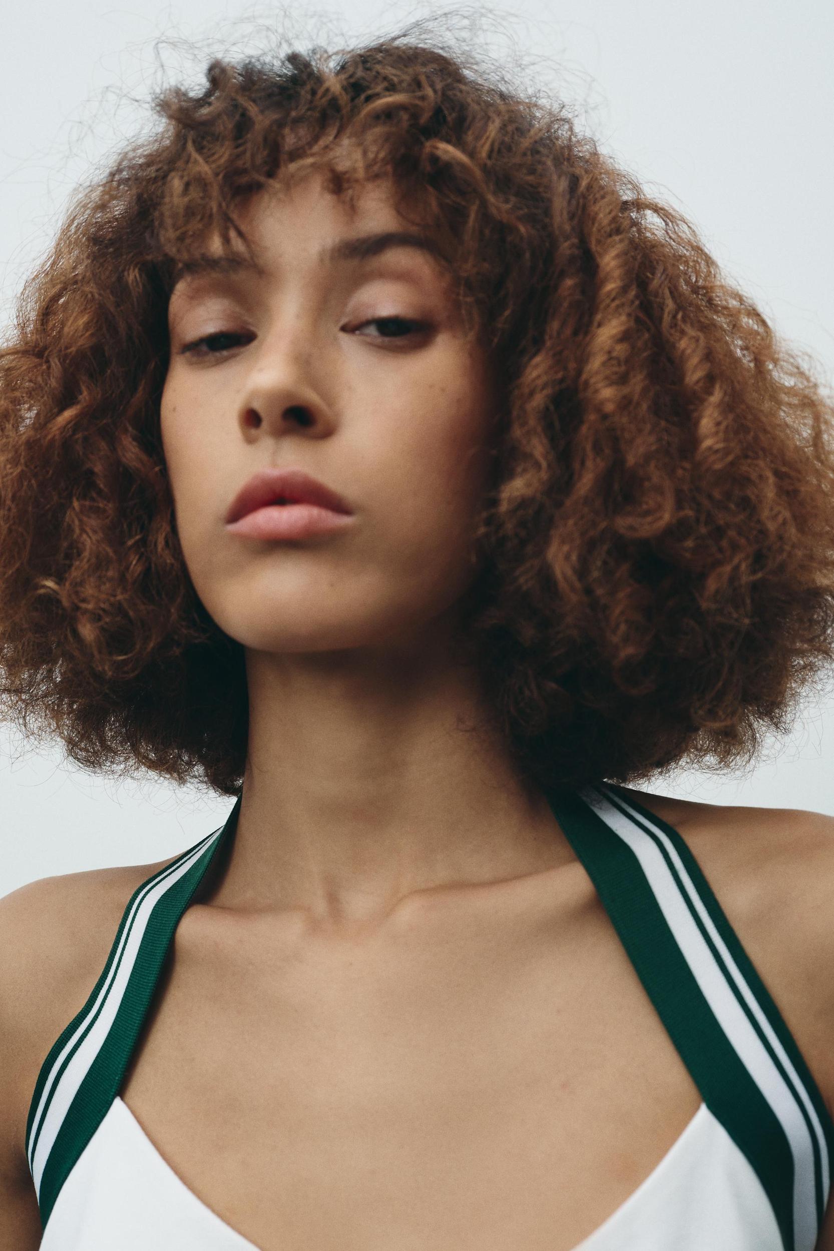 RIBBED HALTER TOP Product Image