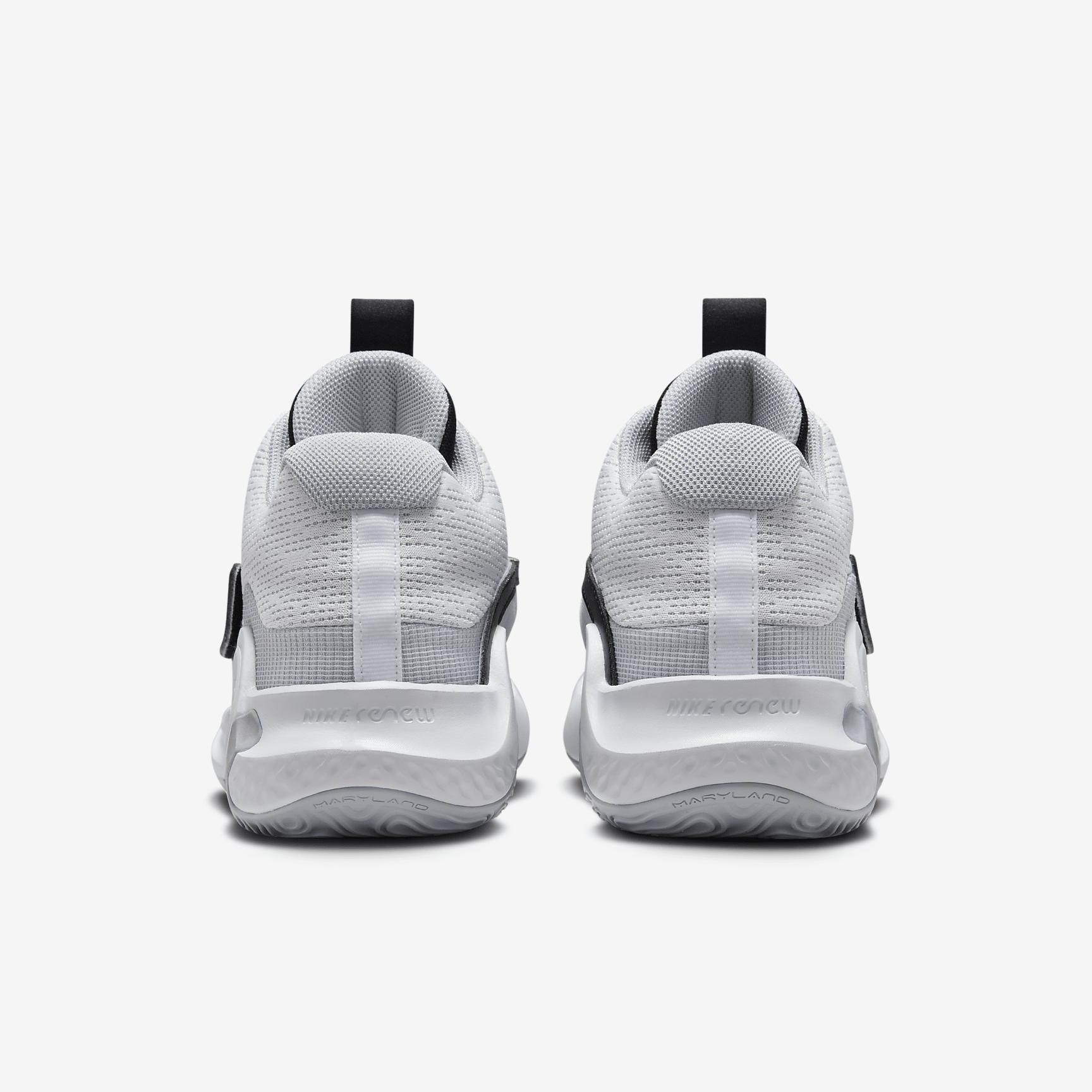 KD Trey 5 X Basketball Shoes Product Image