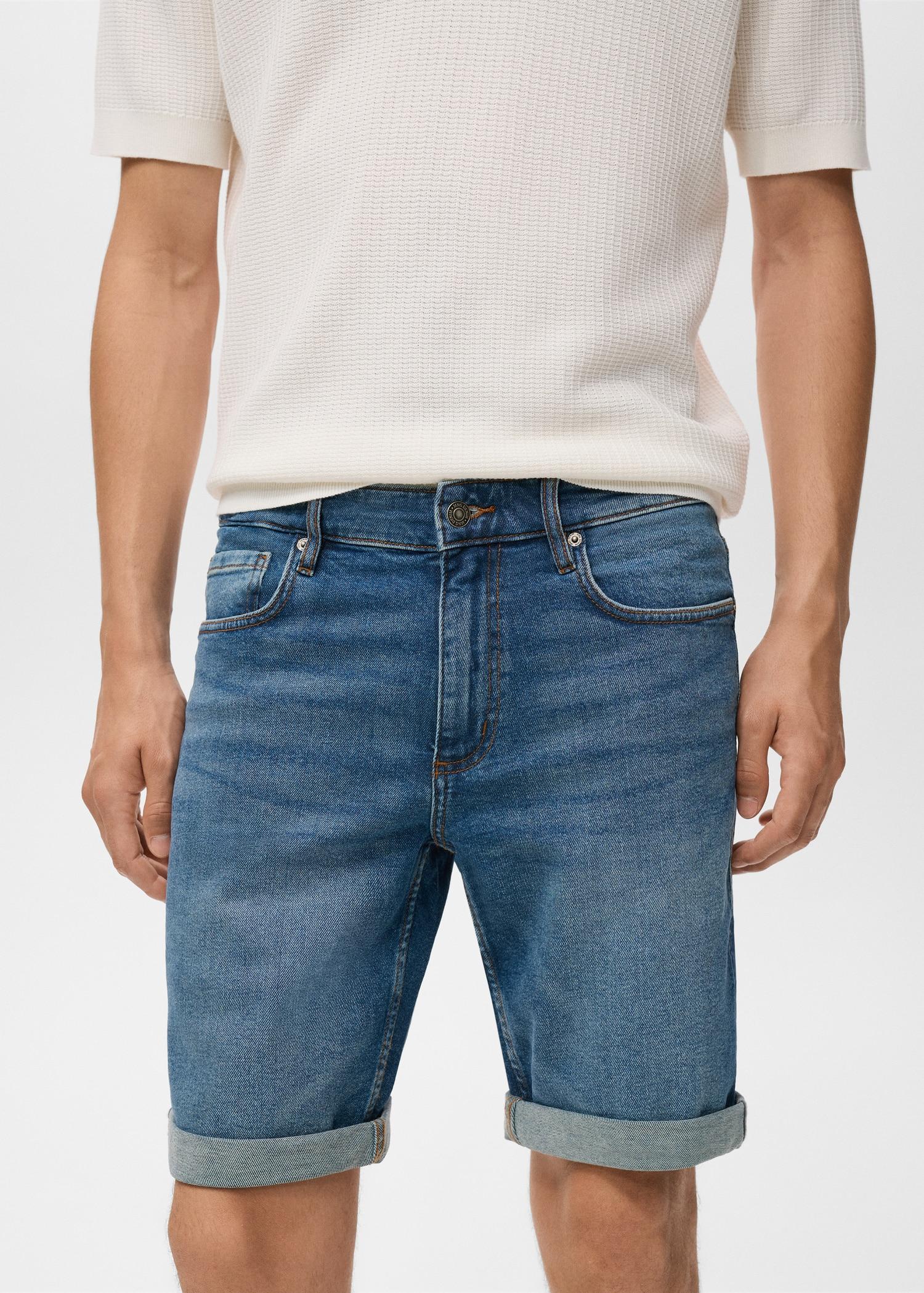 Slim-fit denim bermuda shorts - Men | MANGO USA Product Image