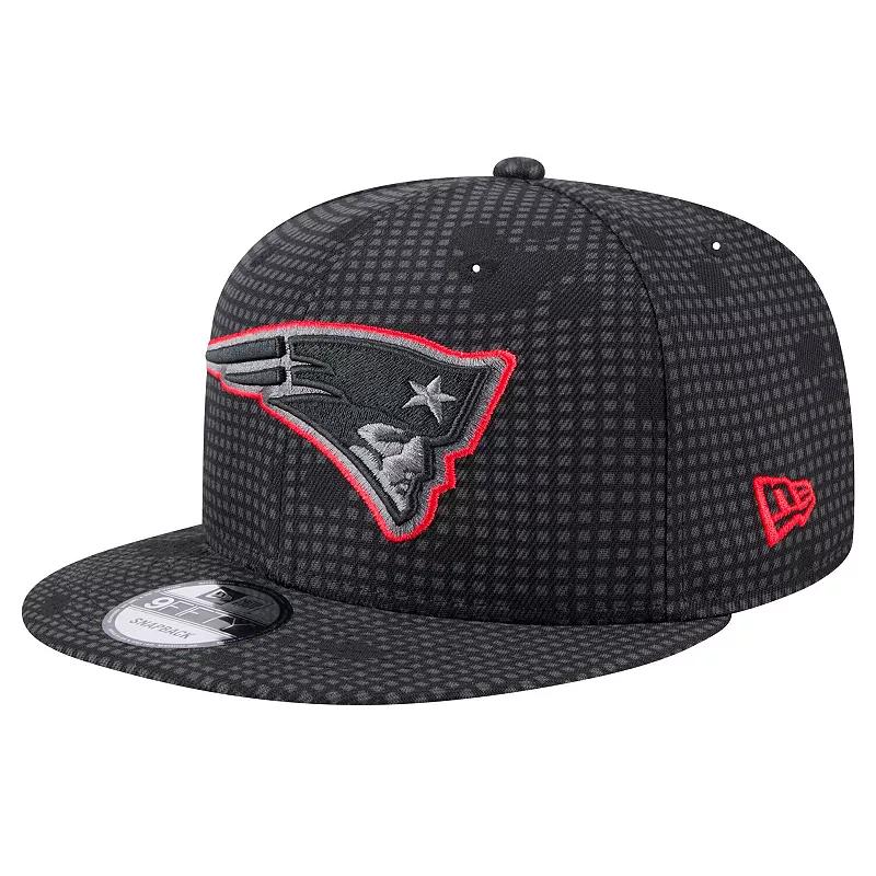 Men's New Era Black New England Patriots Midnight Ink Pop Outline 9FIFTY Snapback Hat Product Image