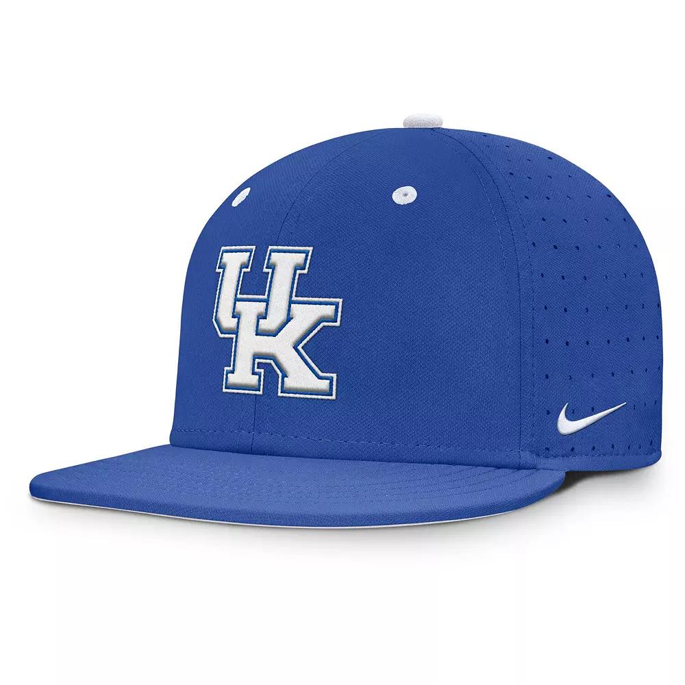 Kentucky Dugout True Nike Mens Dri-FIT College Fitted Hat | NC144EVNKY-J26 Product Image
