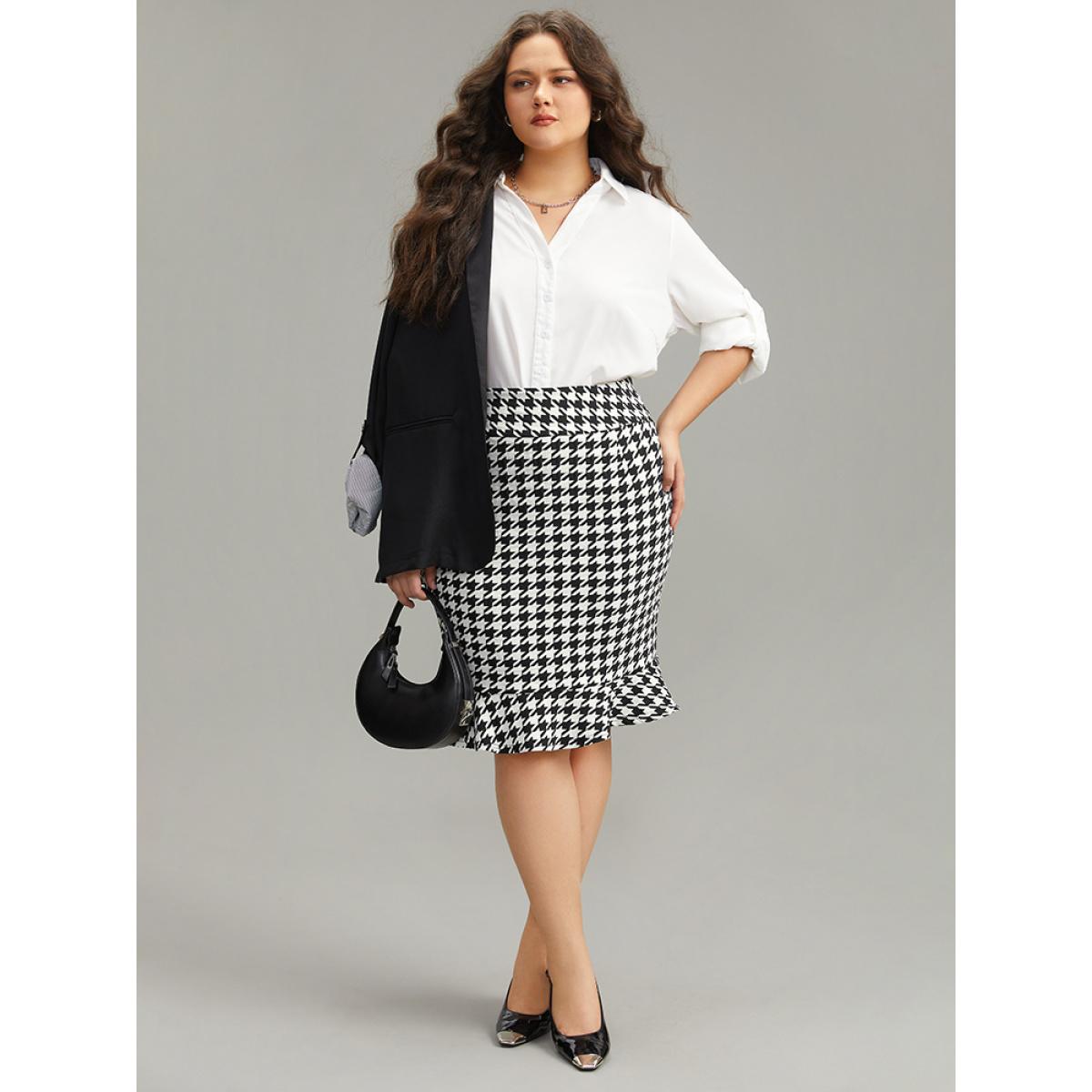 Plus Size Houndstooth Ruffle Hem Bodycon Skirt Women Black Office Ruffles Bodycon Low stretch Work Skirts BloomChic 12/L Product Image