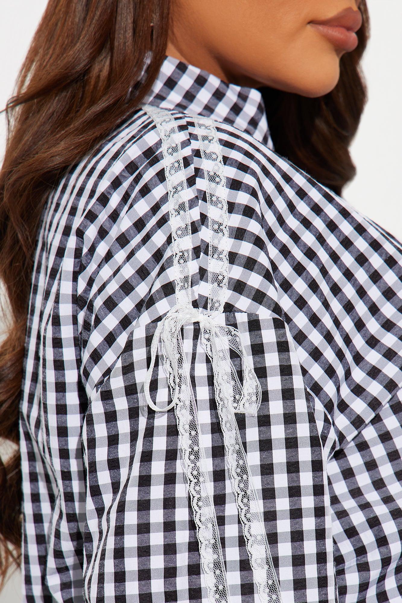 Lacey Drift Windbreaker Jacket - Black/White Product Image