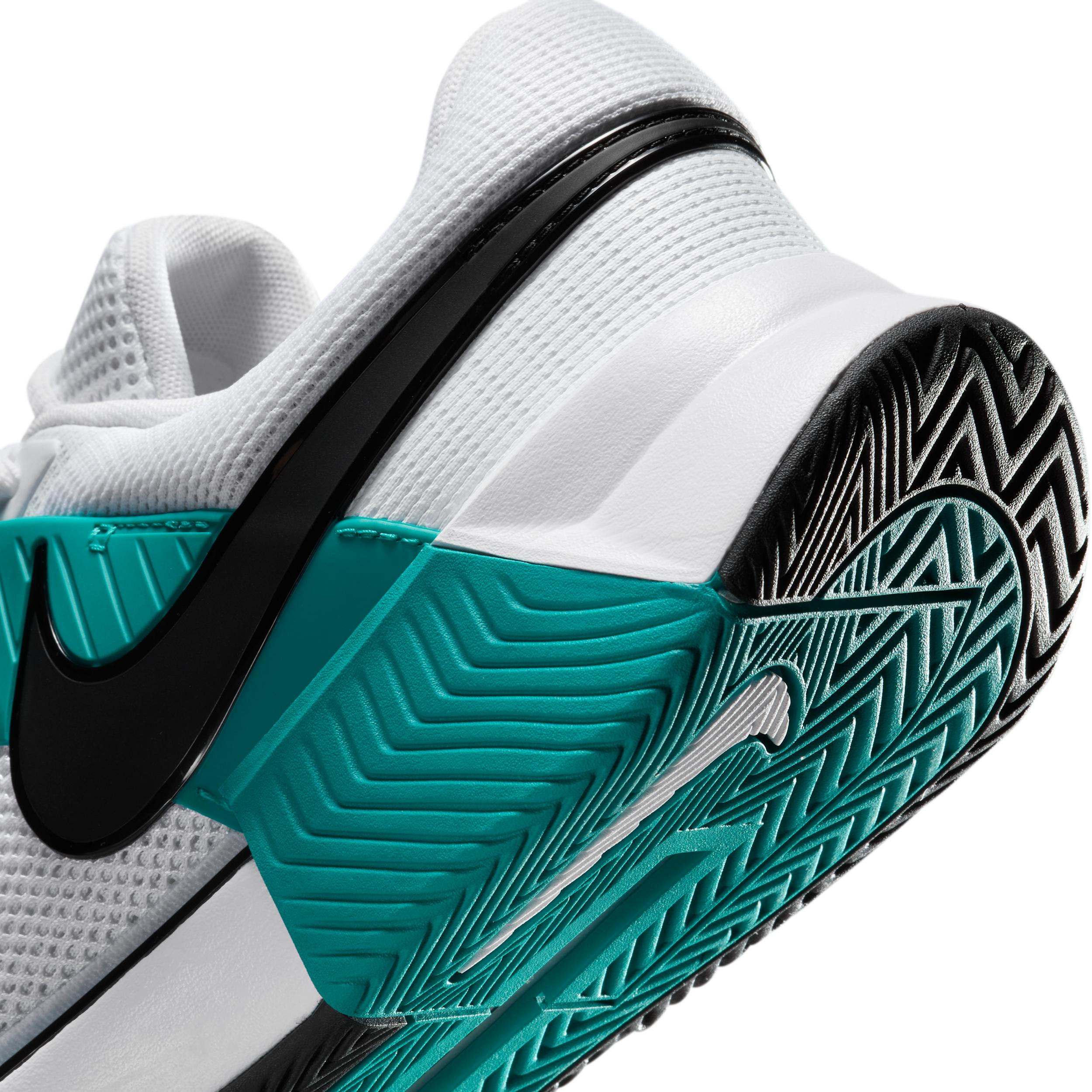 Nike Men's Zoom GP Challenge 1 Hard Court Tennis Shoes Product Image