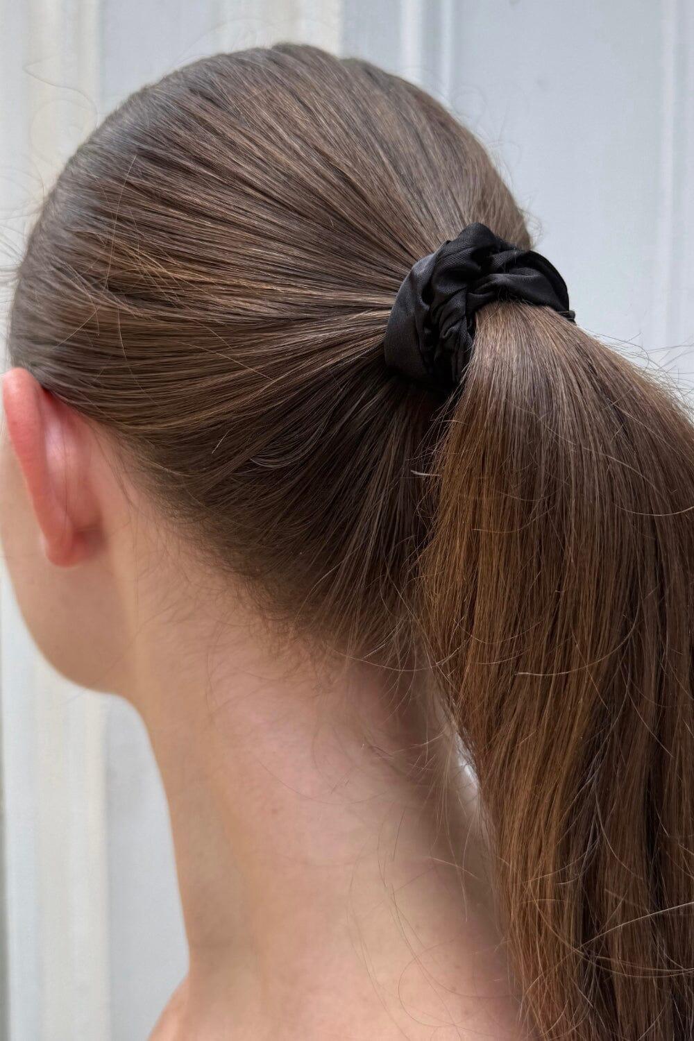 Basic Scrunchie Product Image