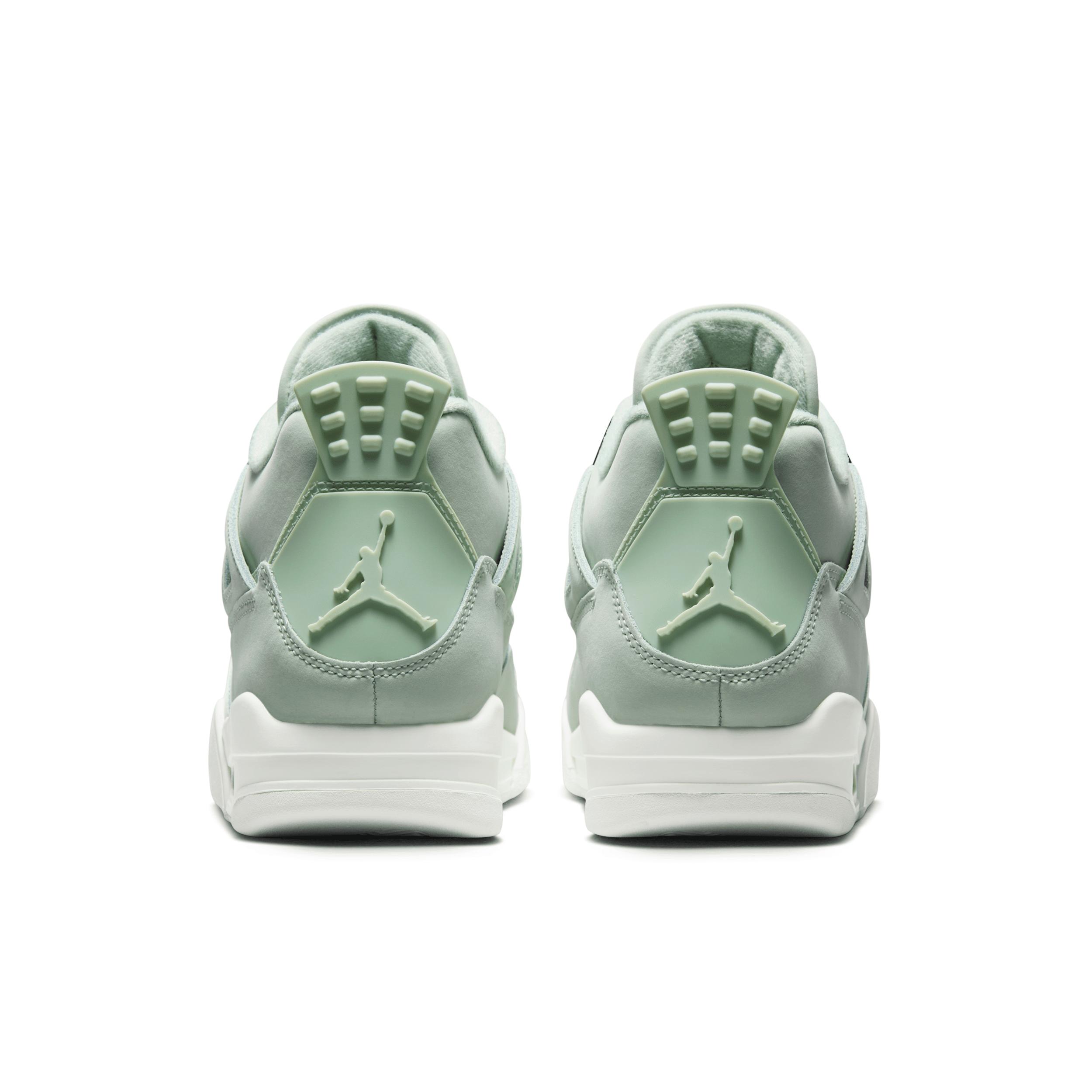 Women's Air Jordan 4 Retro "Abundance" Shoes Product Image