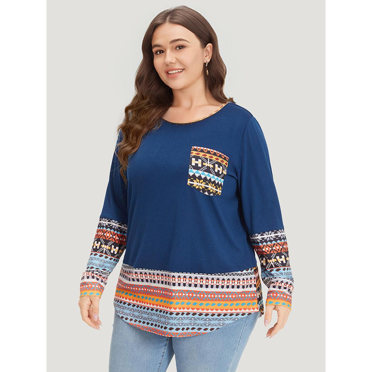 Plus Size Bandana Print Patched Pocket Curved Hem T-shirt Blue Women Elegant Patchwork Bohemian Print Round Neck Dailywear T-shirts BloomChic 28/5X Product Image