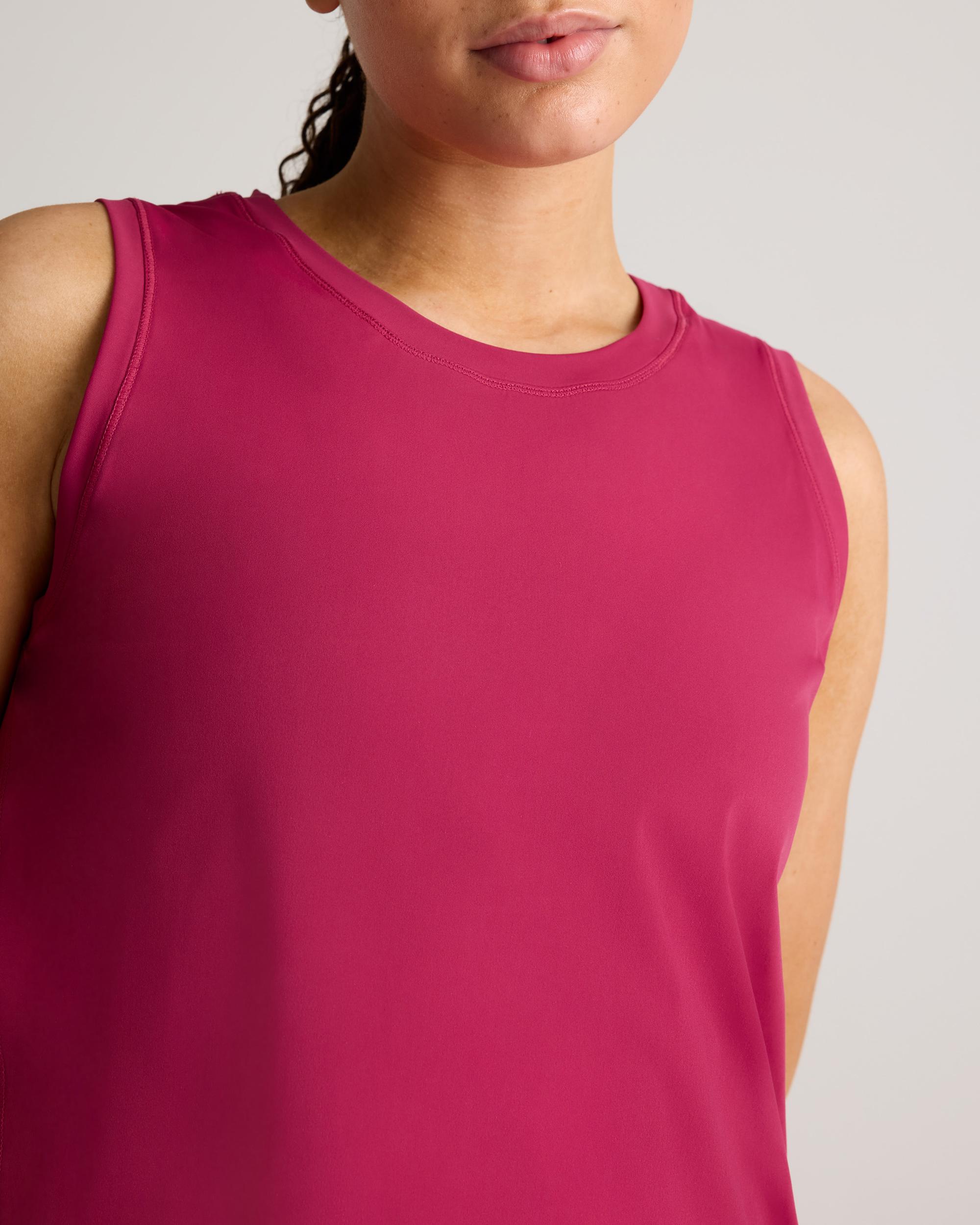 Quince | Women's Essential Run Cropped Muscle Tank Top Nylon/Spandex Product Image
