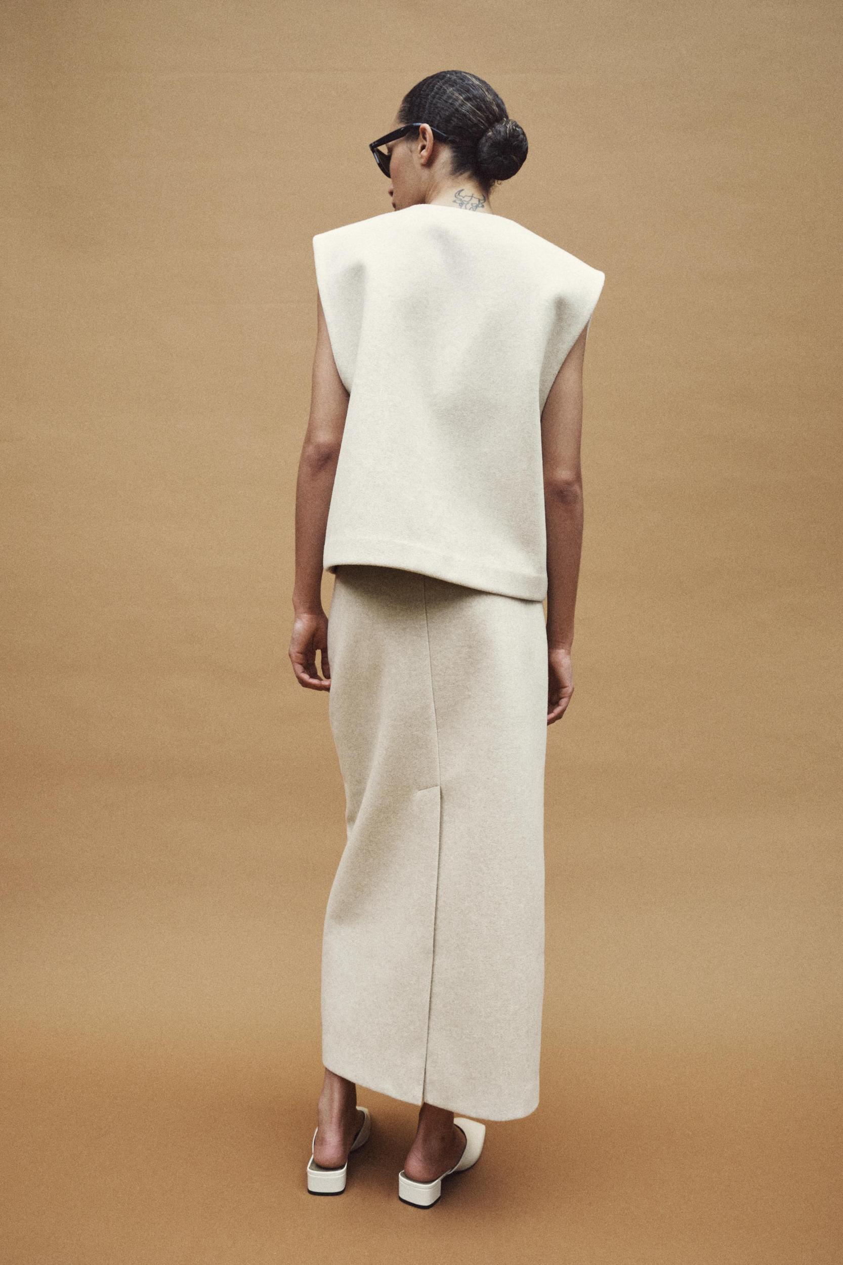 SOFT MIDI SKIRT Product Image