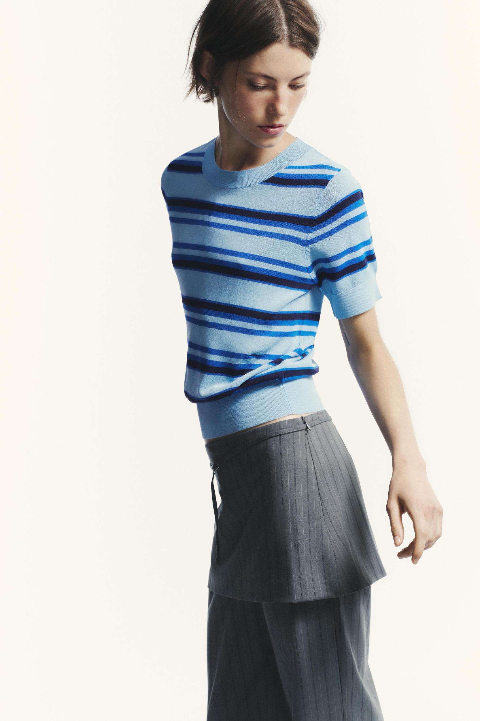 STRIPED KNIT TOP Product Image