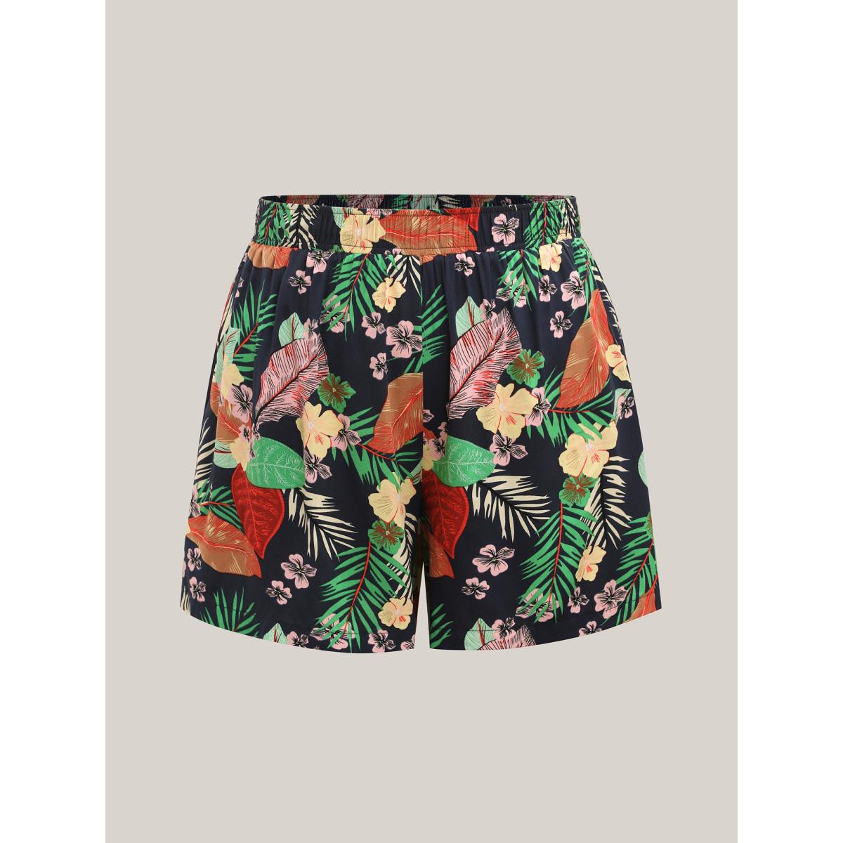 Plus Size Stretchy Tropical Wide-Leg Shorts Women Indigo Casual Wide Leg Everyday-Casual Shorts BloomChic 28/5X Product Image