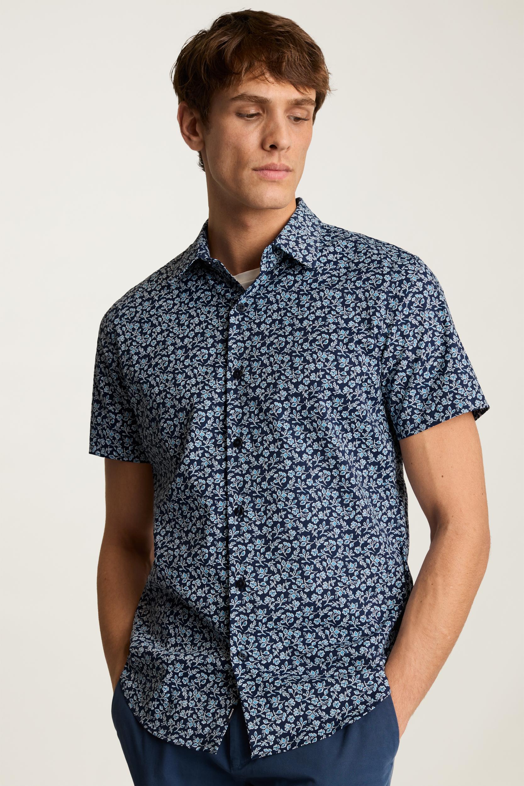 Tech Short Sleeve Shirt Product Image