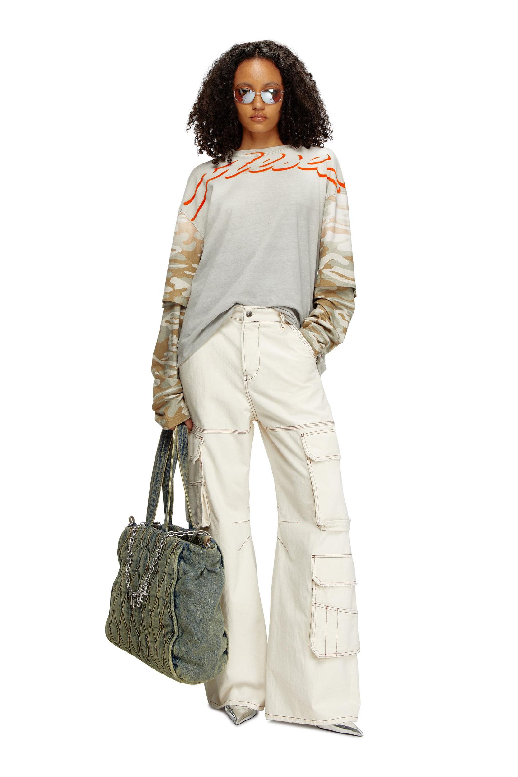 CHARM-D SHOPPER Product Image