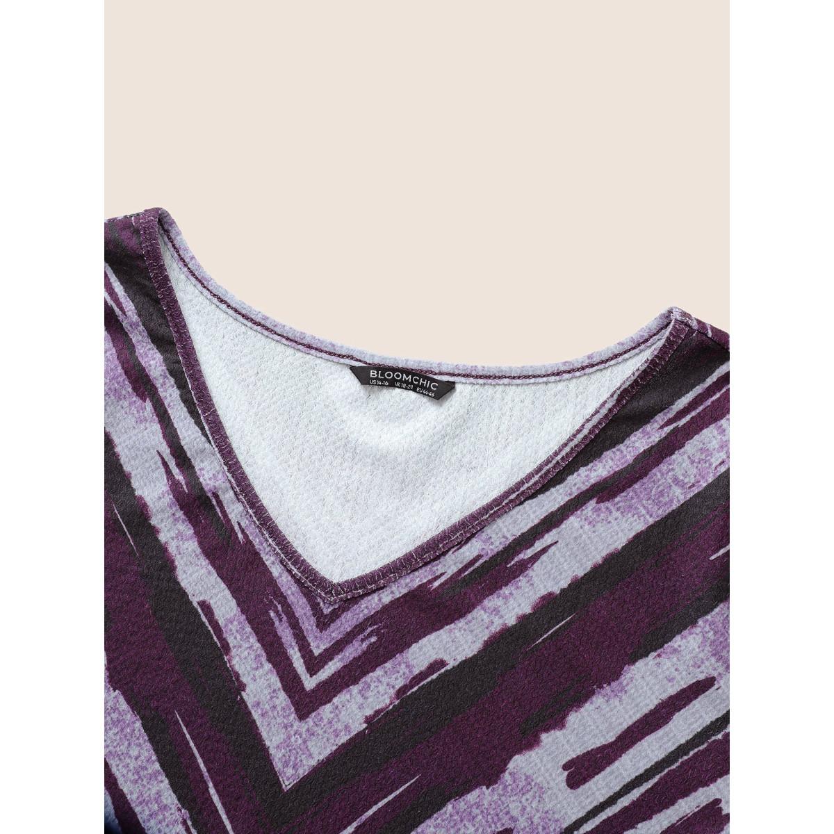 Plus Size Contrast Striped V Neck Asymmetrical Hem T-shirt Heather Women Casual Contrast Striped V-neck Everyday T-shirts BloomChic 12/L Product Image