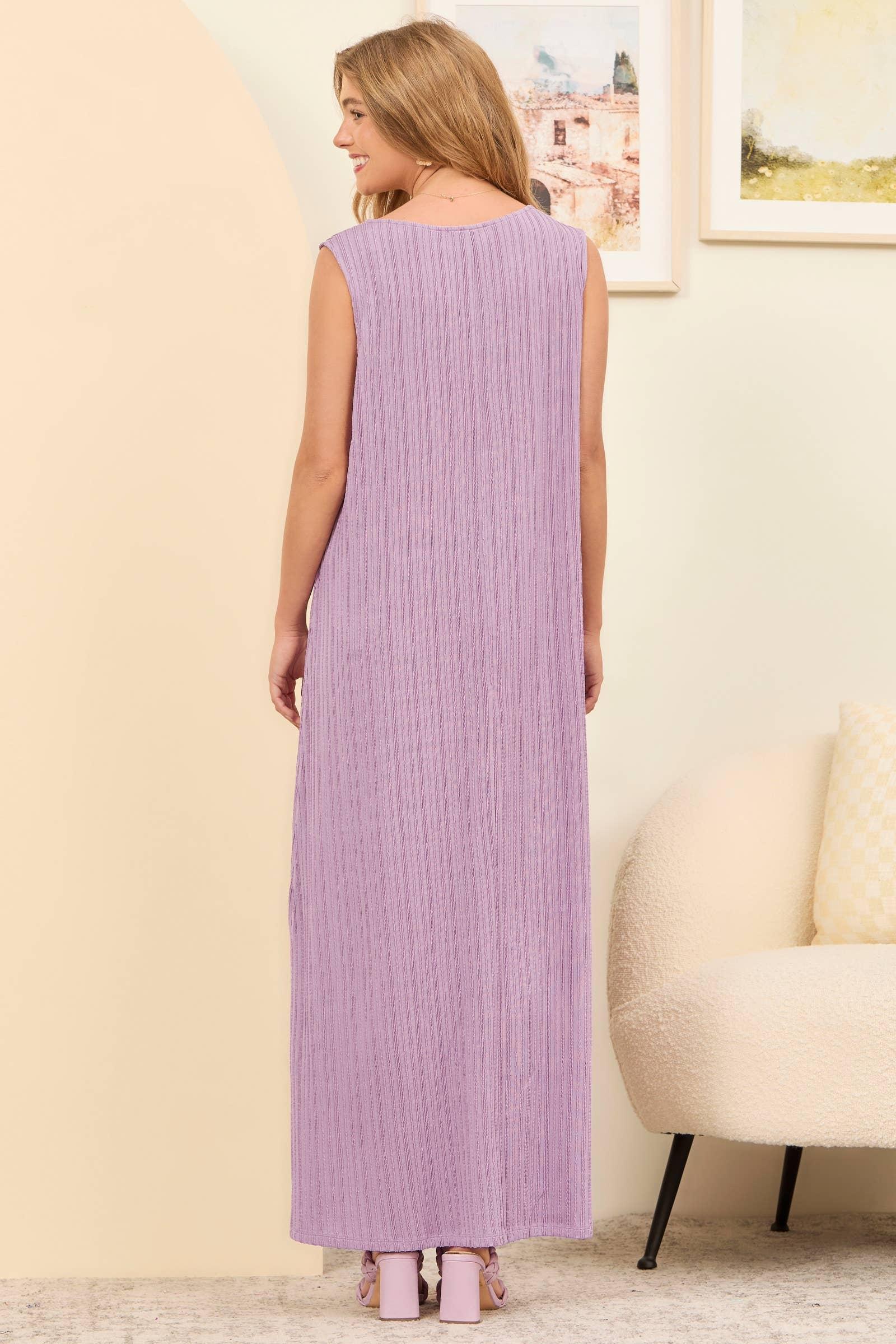 Textured Pleated Maxi Dress: NAVY Product Image