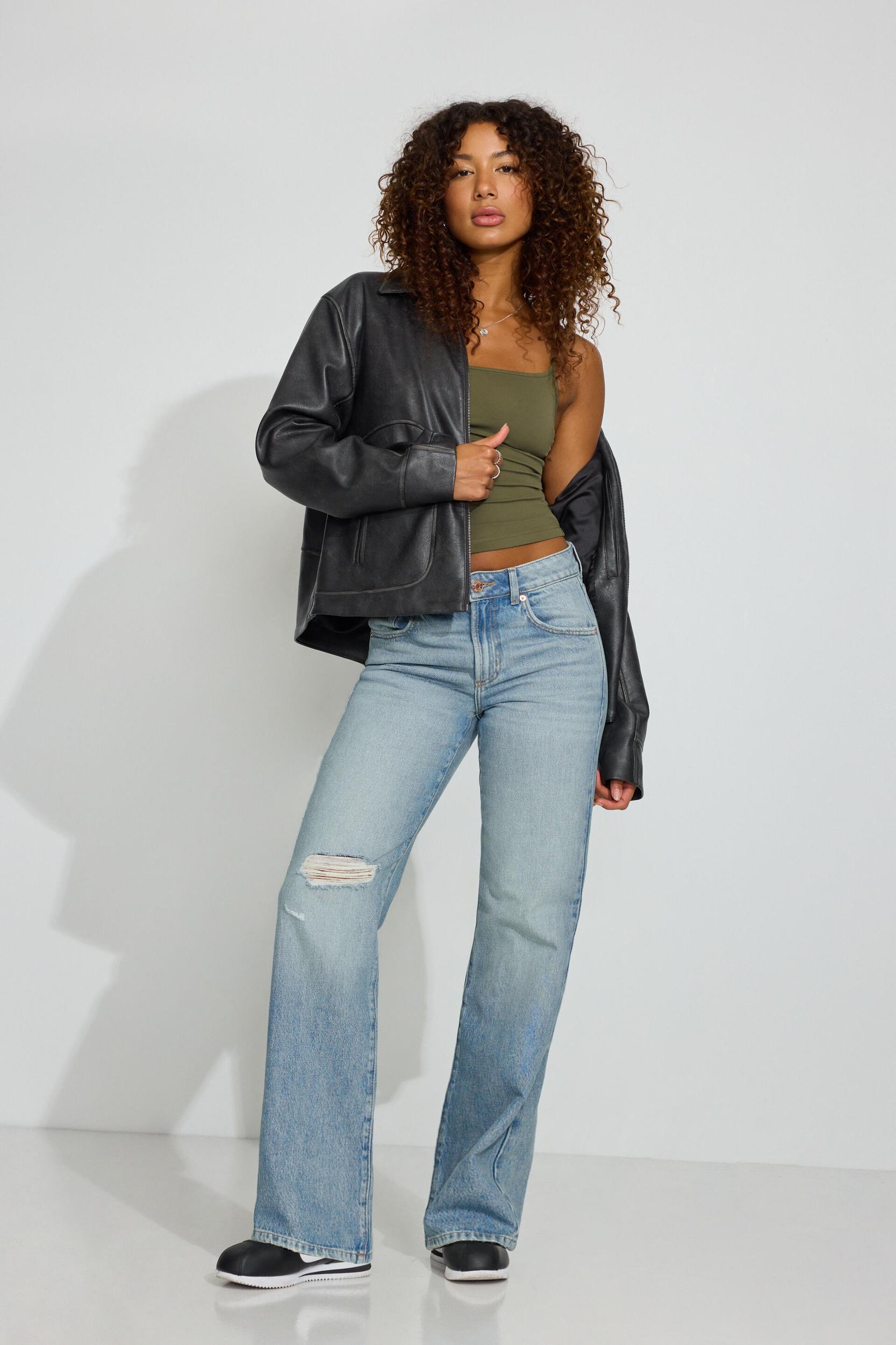 '90s Straight Jeans Product Image
