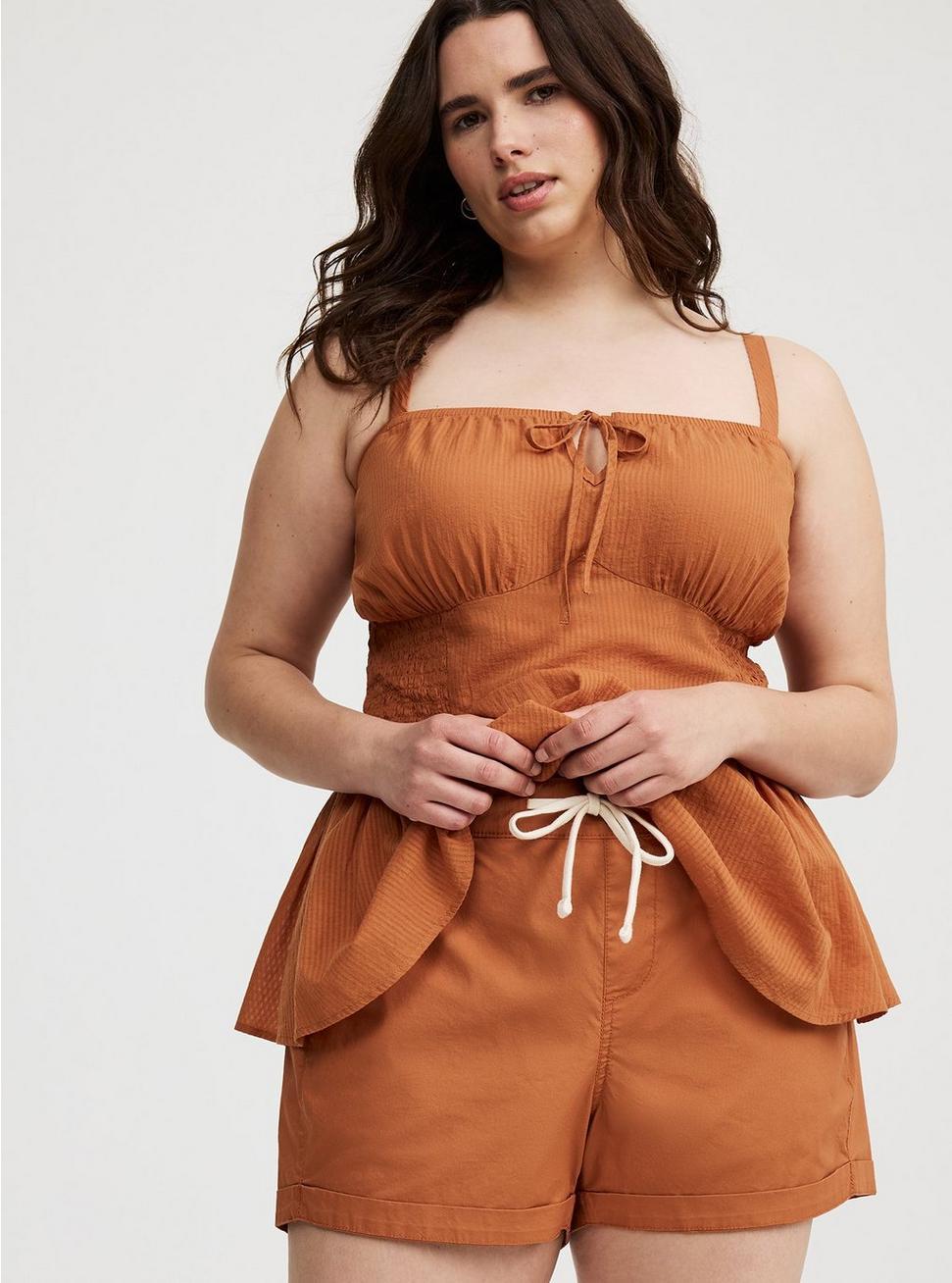 3.5'' Pull-On Mid-Rise Weekend Short Product Image