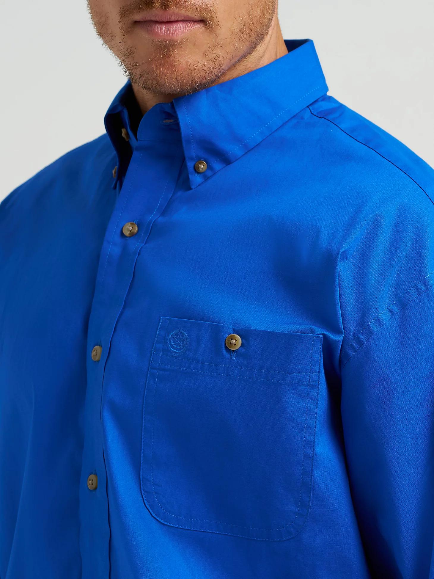 Men's George Strait & Wrangler® National Patriot™ Button Down Solid Shirt | Men's SHIRTS | Wrangler® Product Image