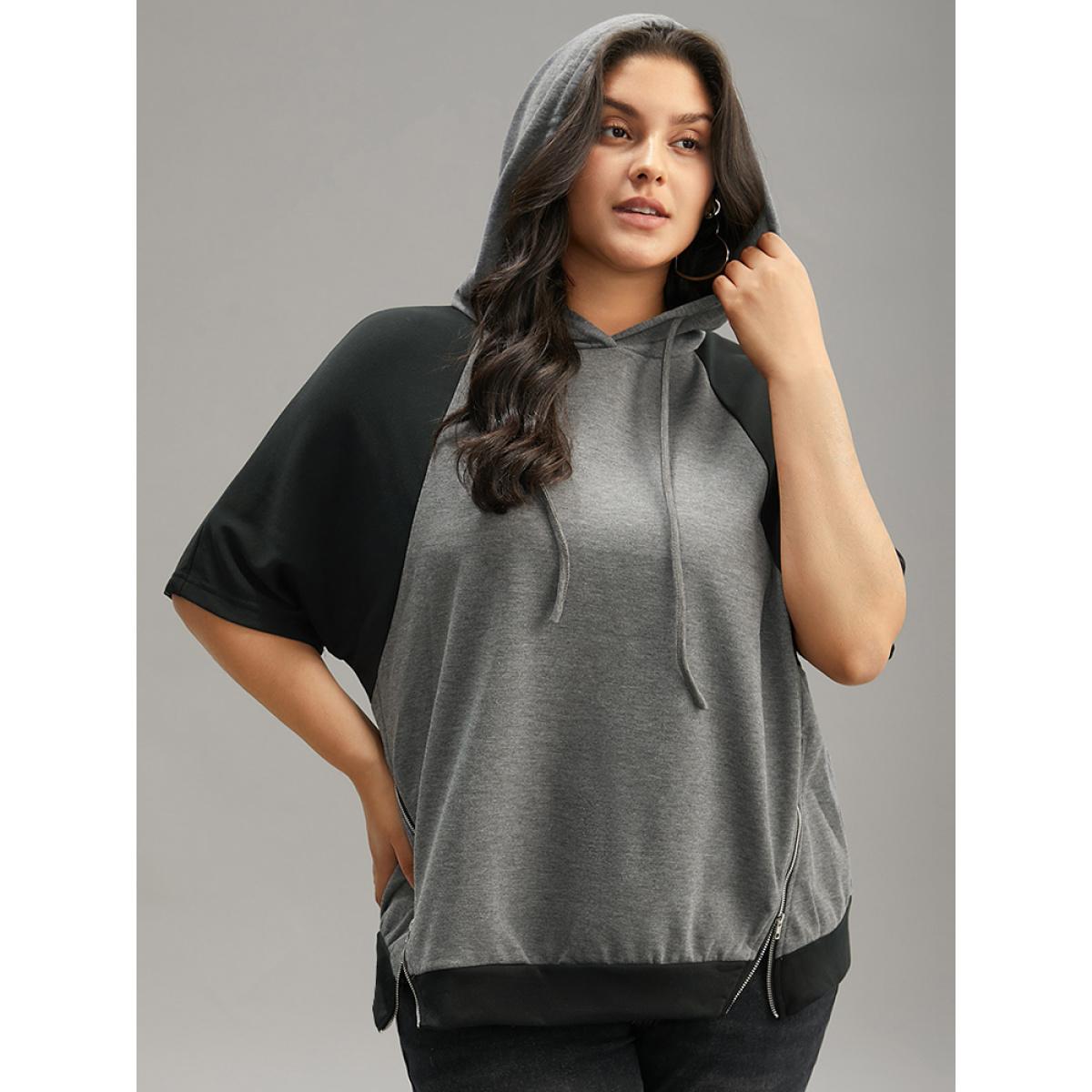 Plus Size Contrast Colorblock Hooded Zipper Detail Sweatshirt Women Gray Casual Contrast Hooded Dailywear Sweatshirts BloomChic 30/6X Product Image