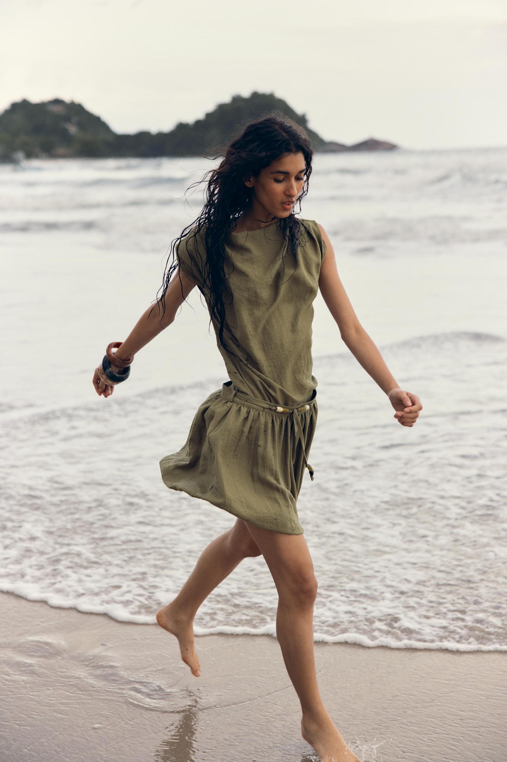 PUFFED MINI SKIRT Product Image