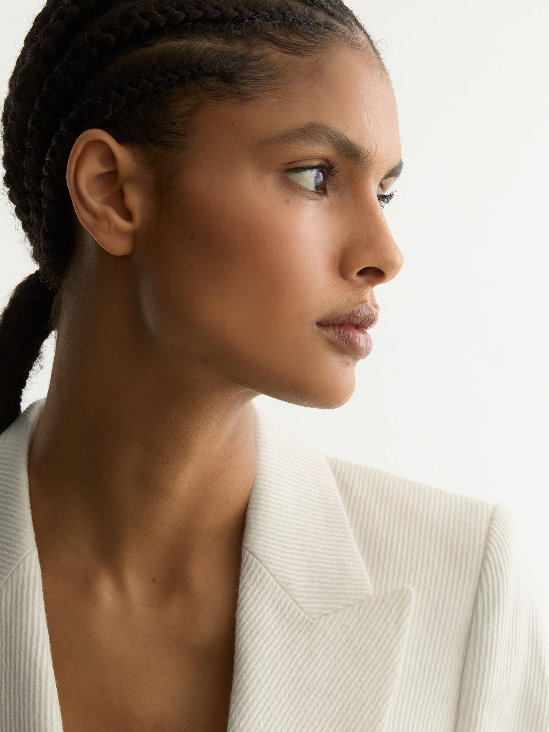Linen-Blend Single-Breasted Suit Jacket in White Product Image
