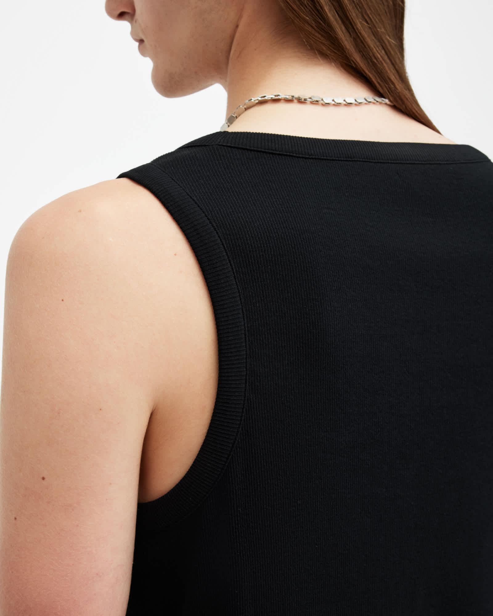 Edwards Ramskull Embroidered Ribbed Vest Product Image