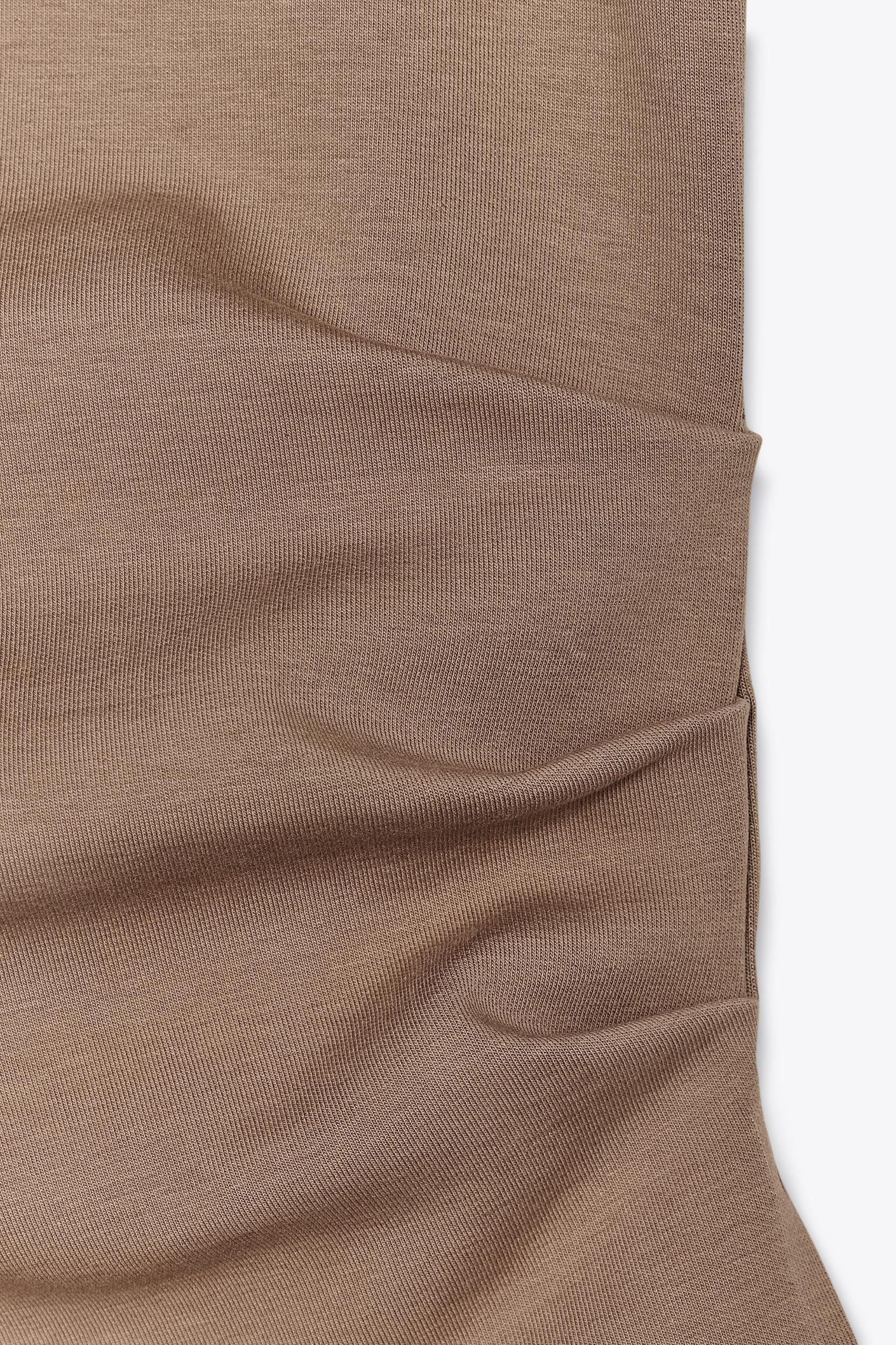 HALTER TOP Product Image